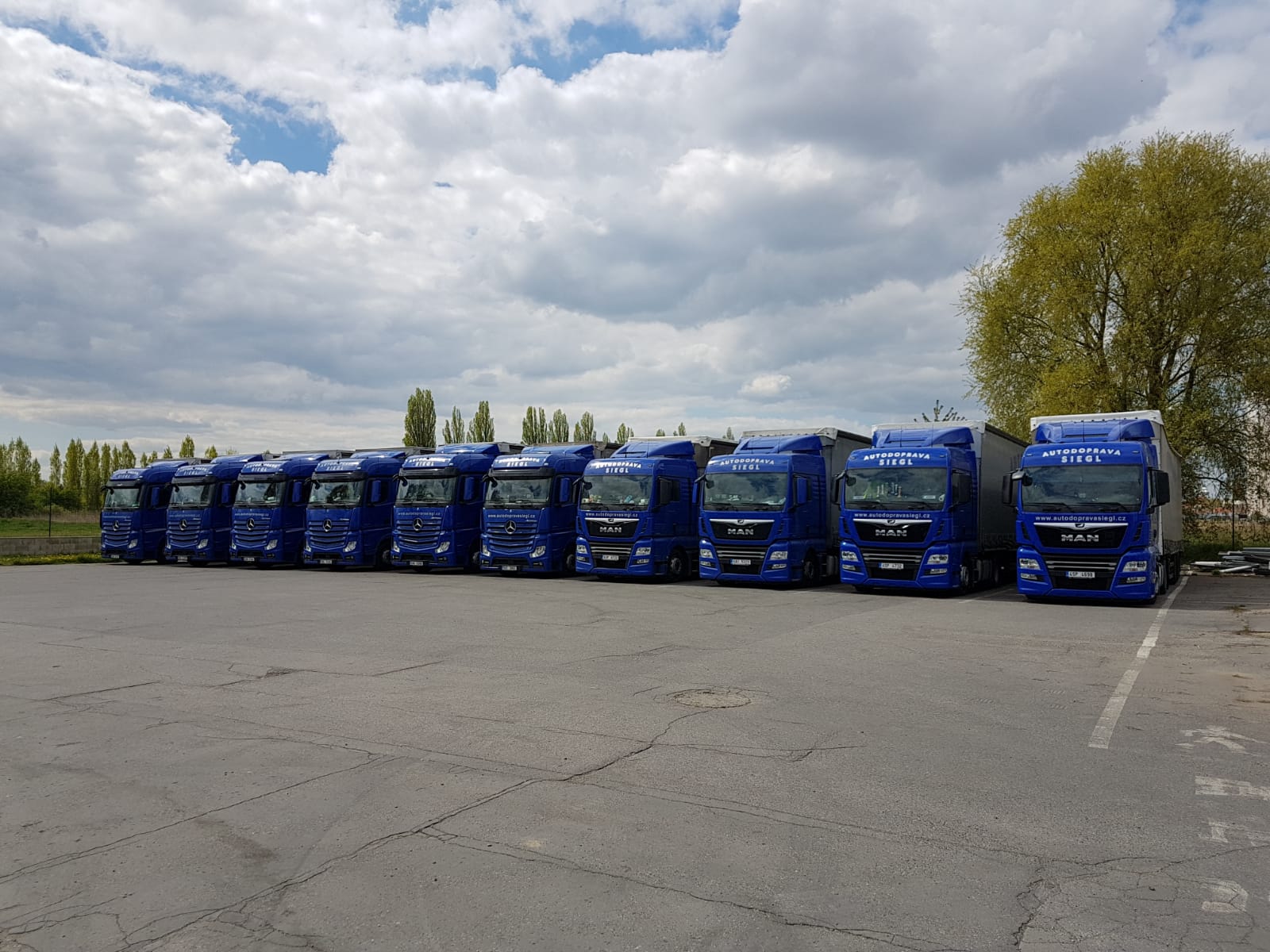AUTODOPRAVA SIEGL s.r.o. foto 2