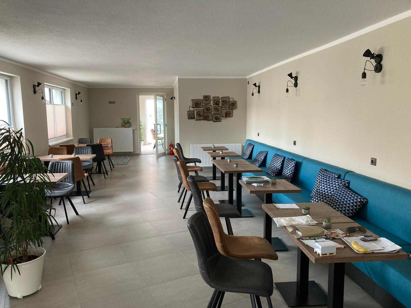 Kavárna Okružní foto 3