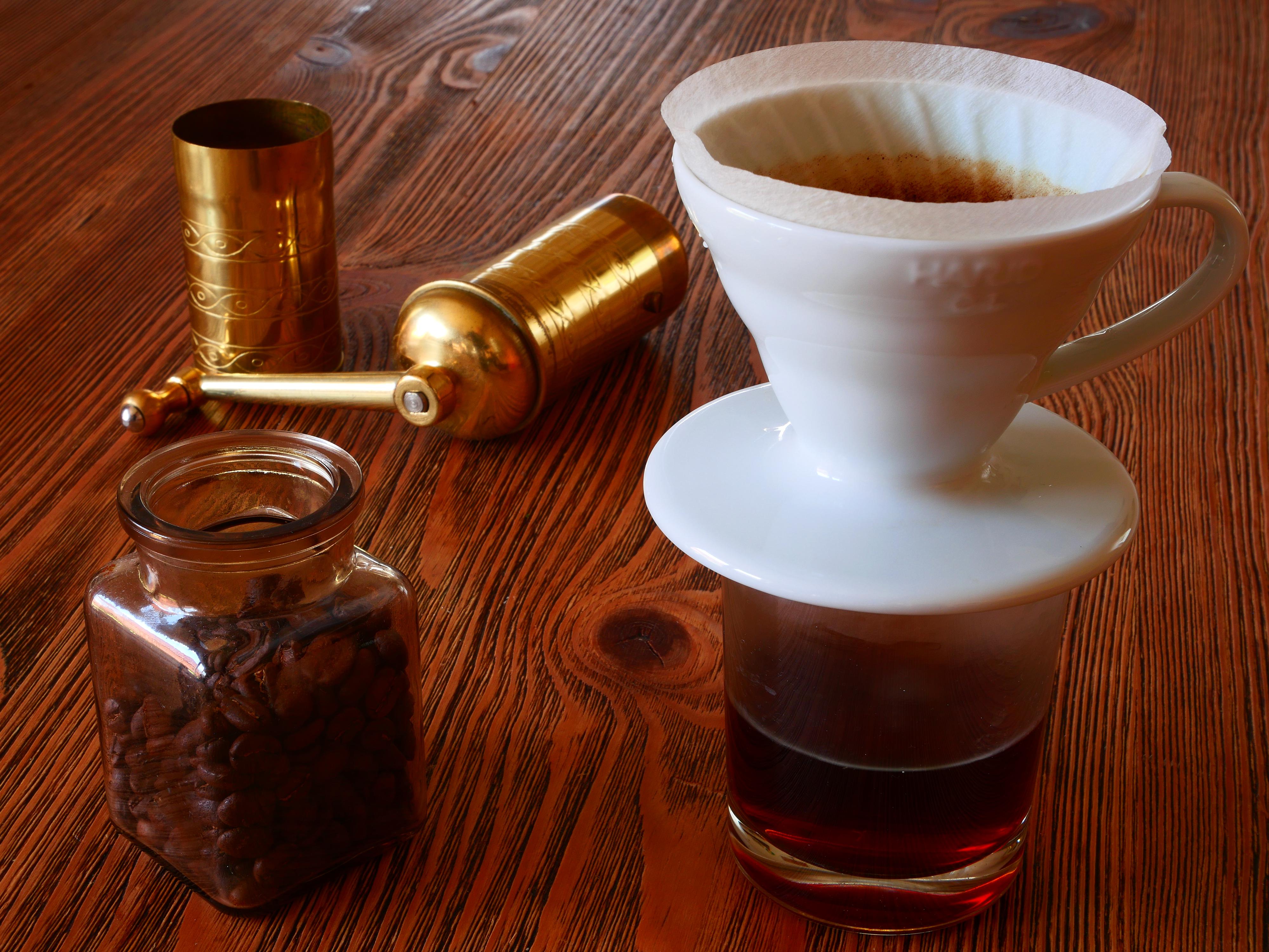 KERAMIKA-SKLO-PORCELÁN foto 2