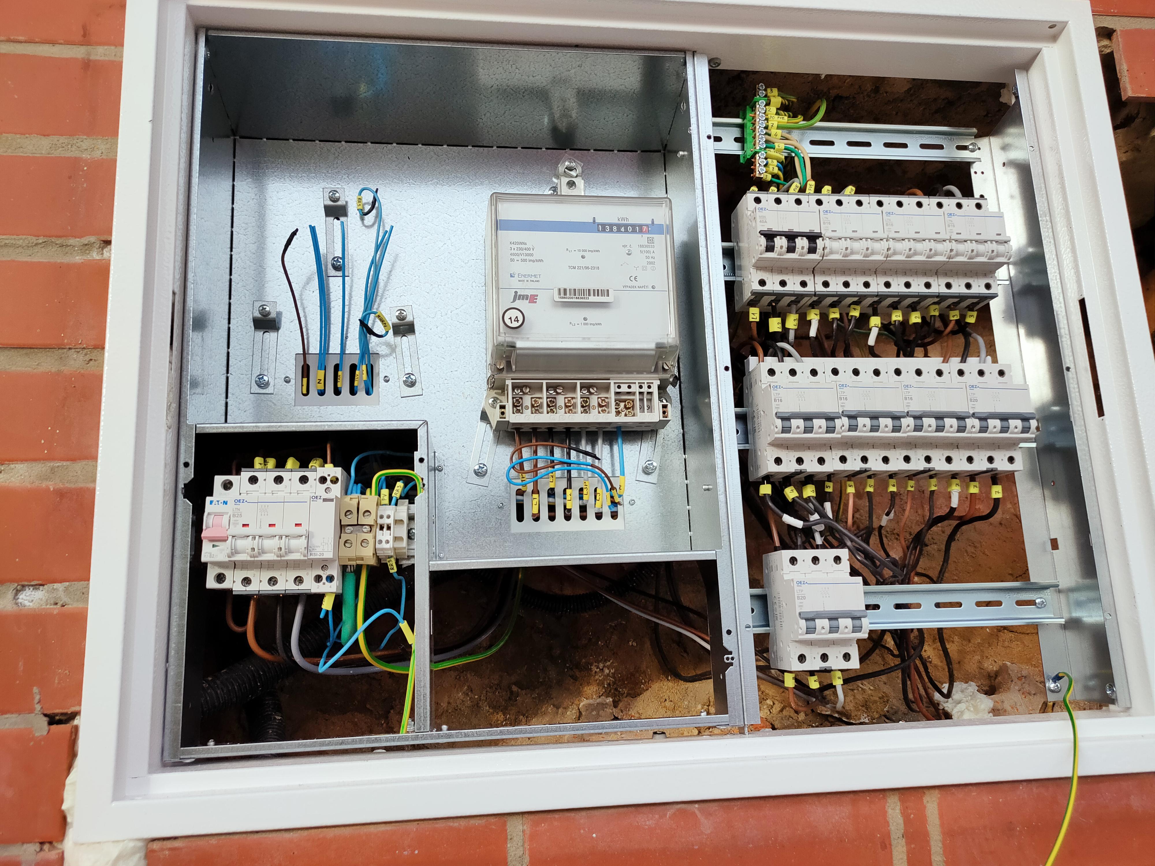 Elektroinstalace a opravy Richard Zedek foto 3