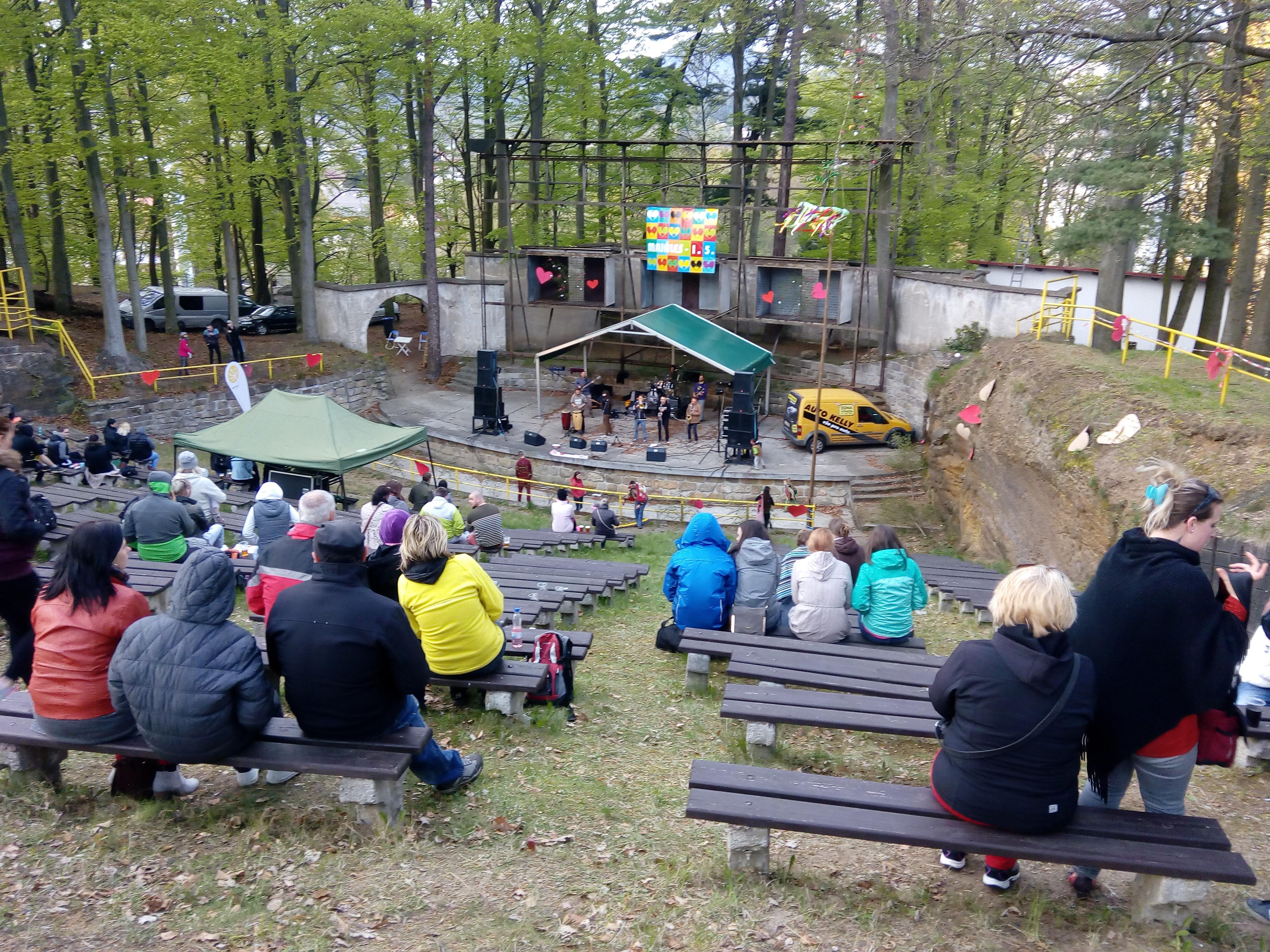 Letní kino Nový Bor foto 3