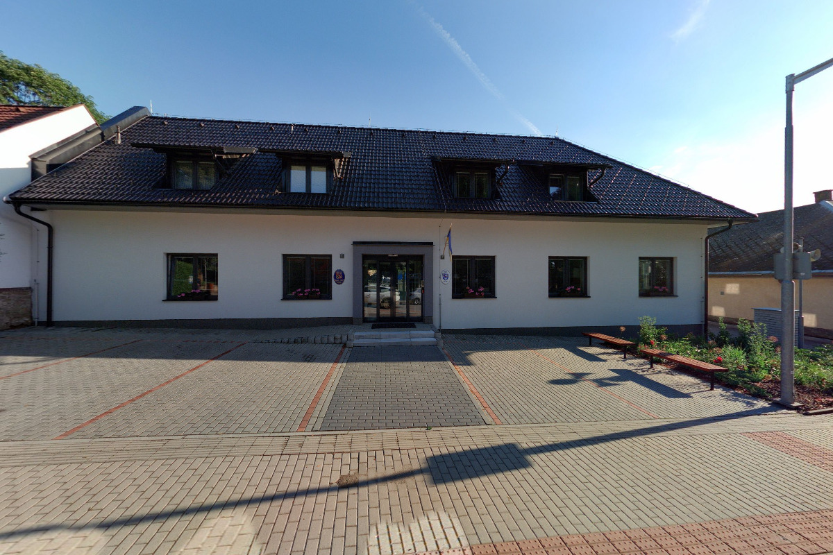 Jiřice - obecní úřad foto 5