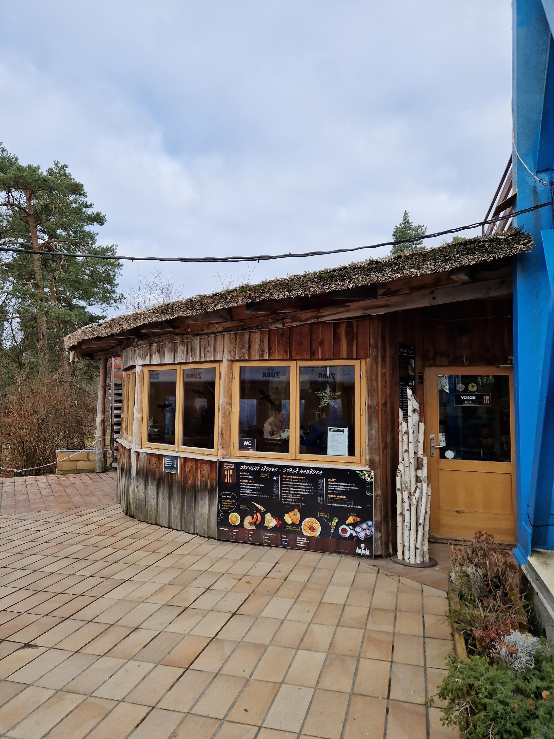 Restaurace Pod Věží foto 2