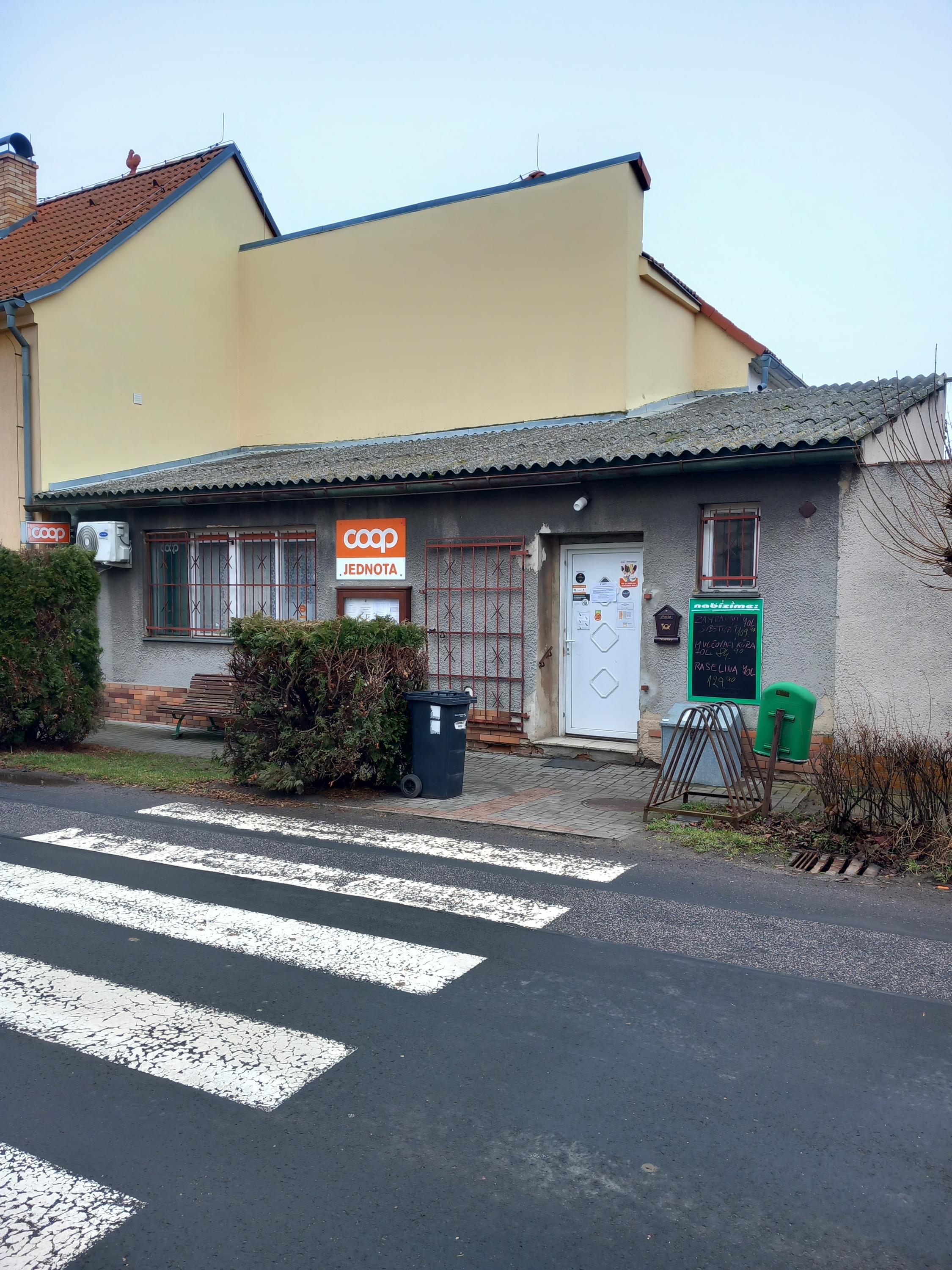 JEDNOTA, spotřební družstvo v Podbořanech - COOP foto 2