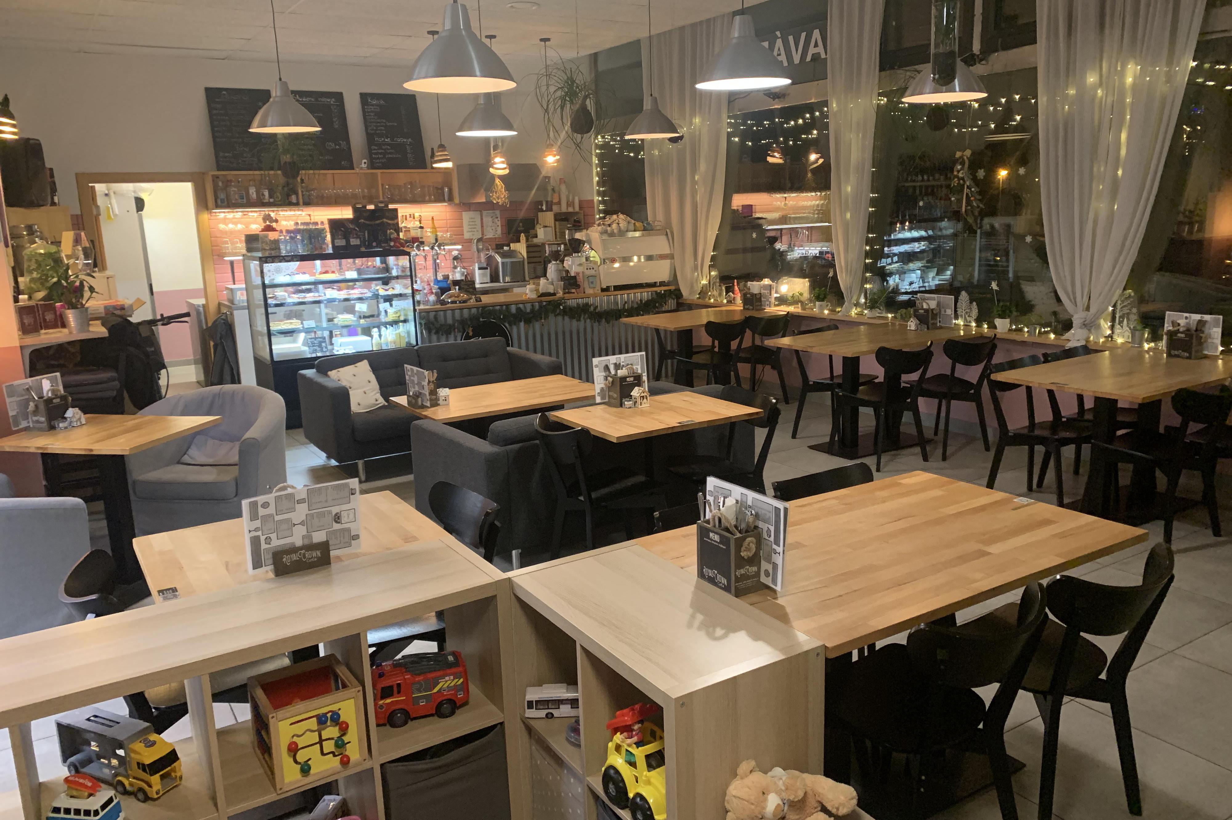 Elian’s Coffee House