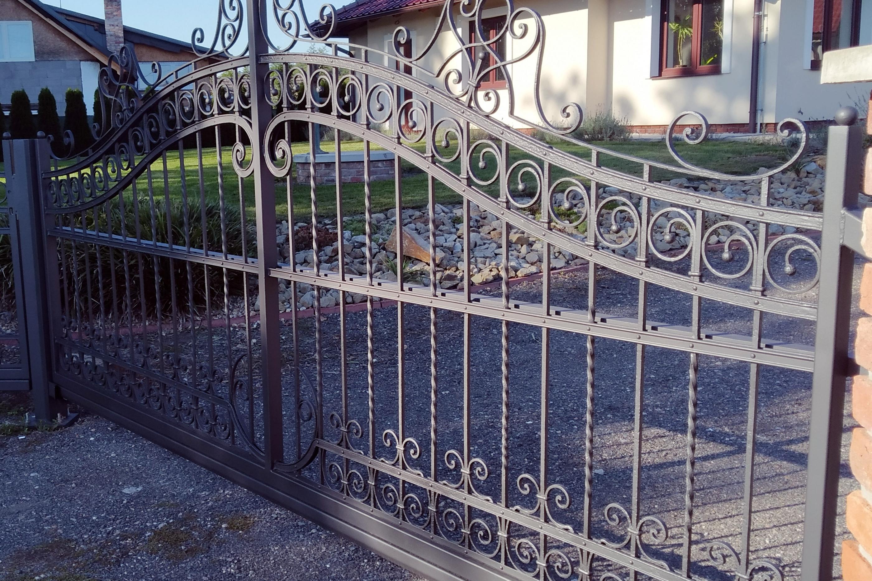 Petr Klos - Umělecké kovářství foto 1