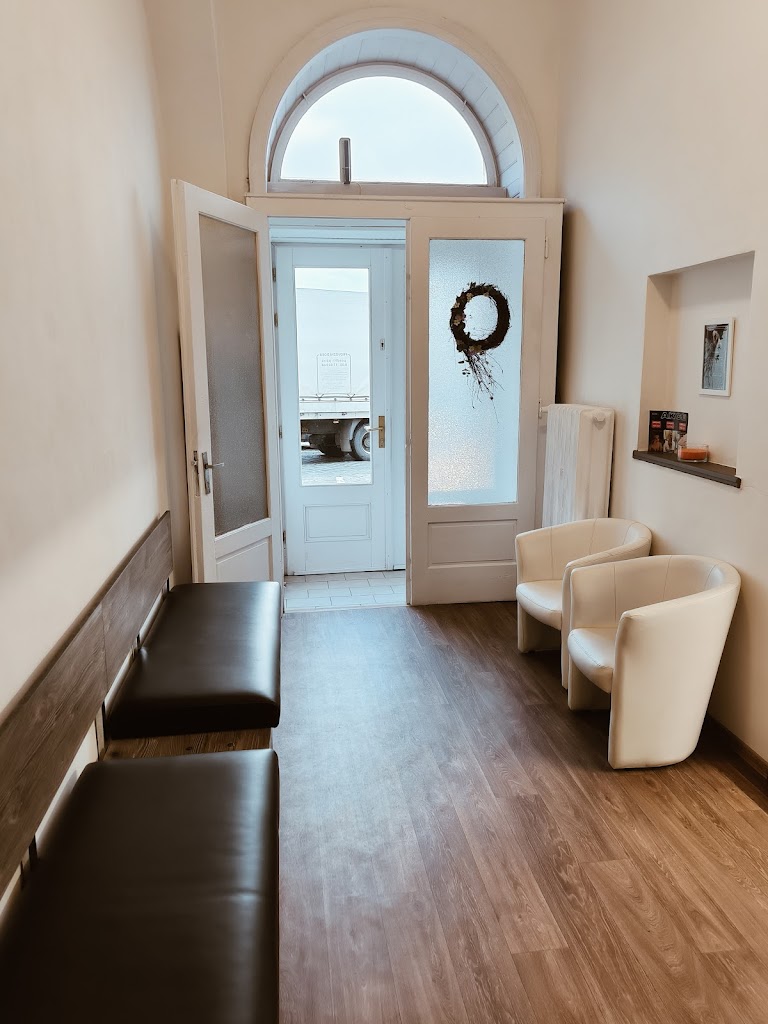 Holičství poliklinika foto 3