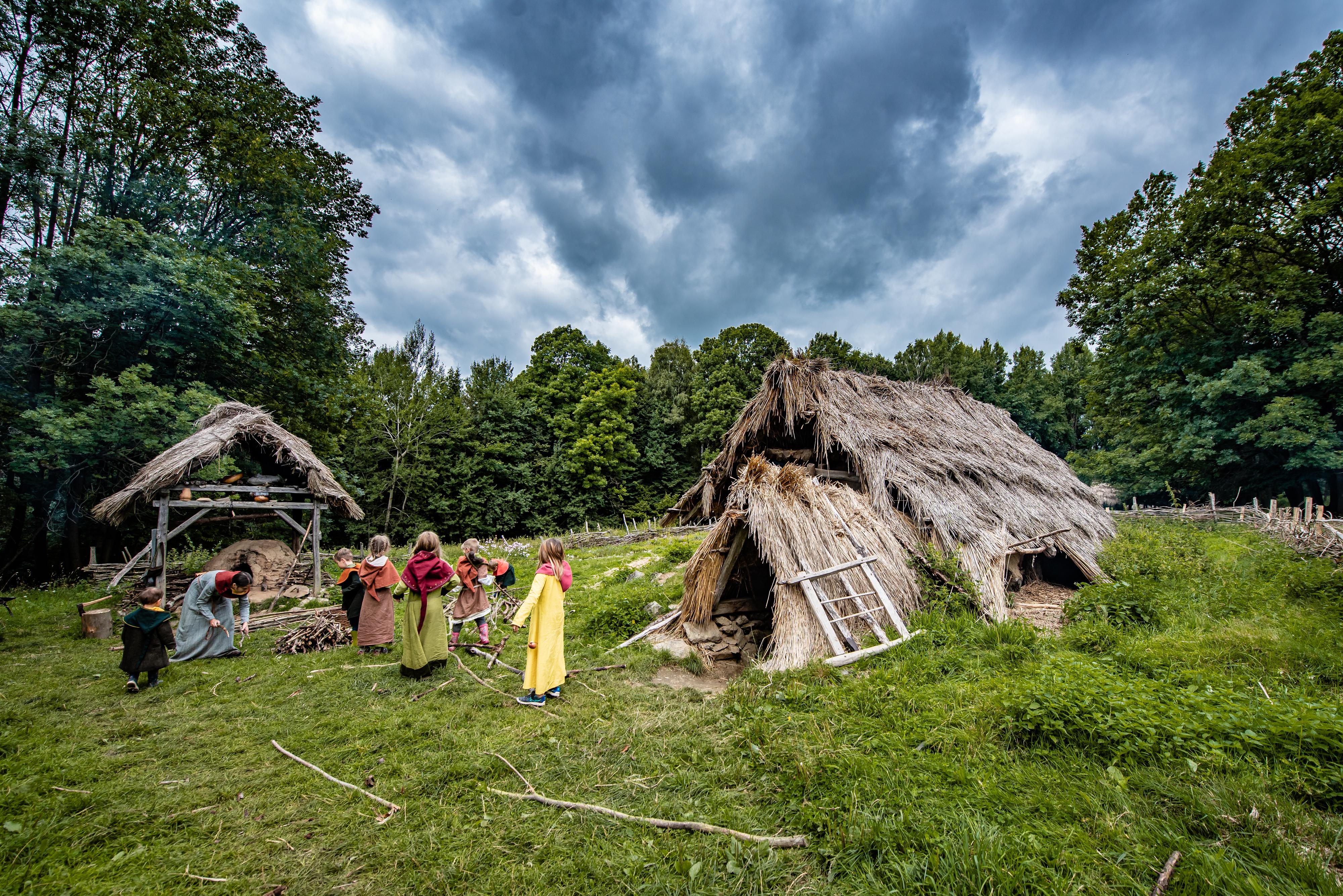 Villa Nova Uhřínov středisko experimentální archeologie a regionálních dějin