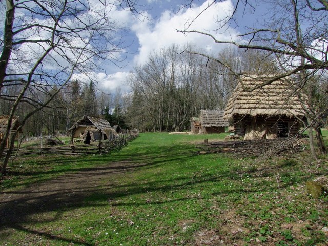 Villa Nova Uhřínov středisko experimentální archeologie a regionálních dějin foto 3