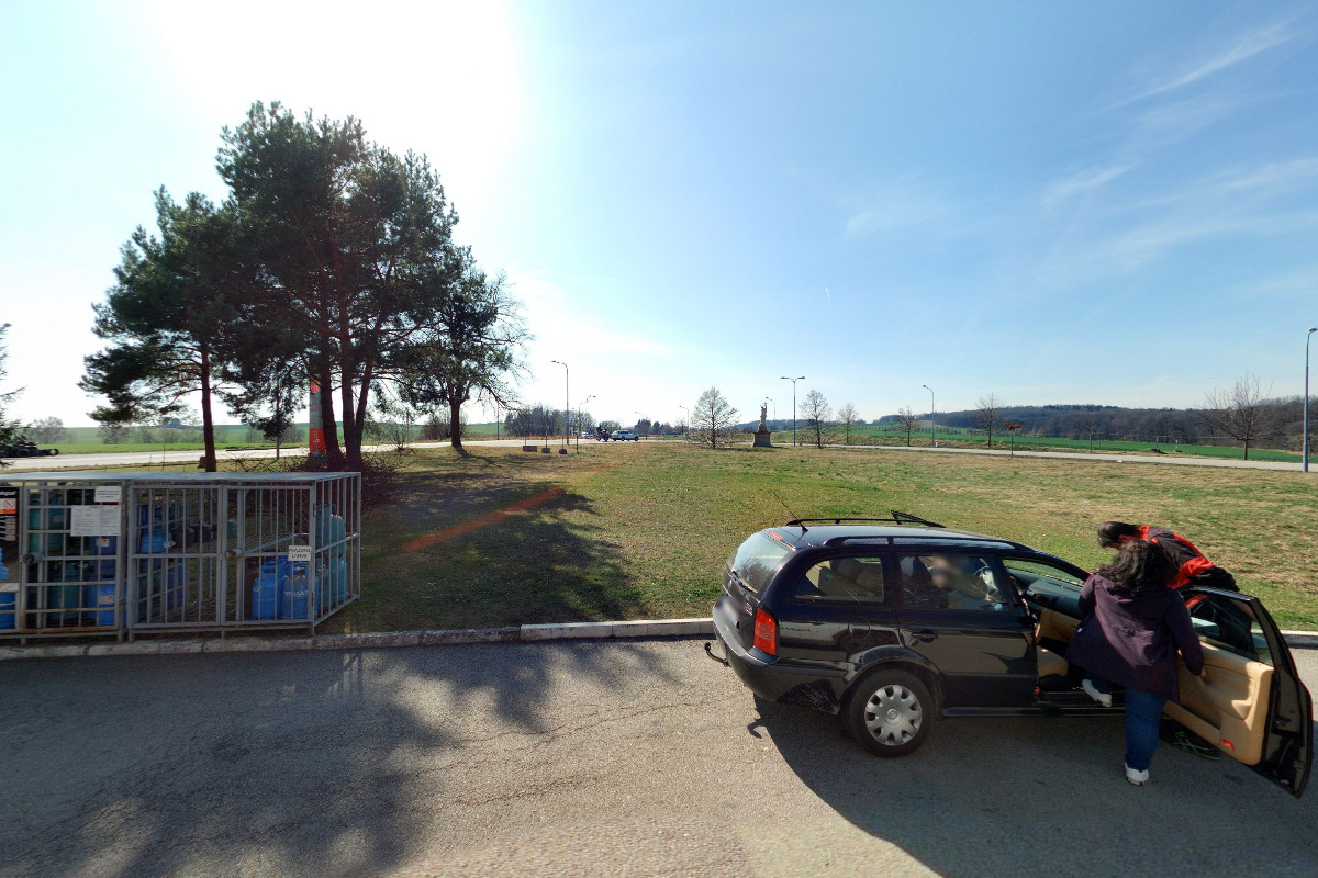 Nabíjecí stanice ČEZ