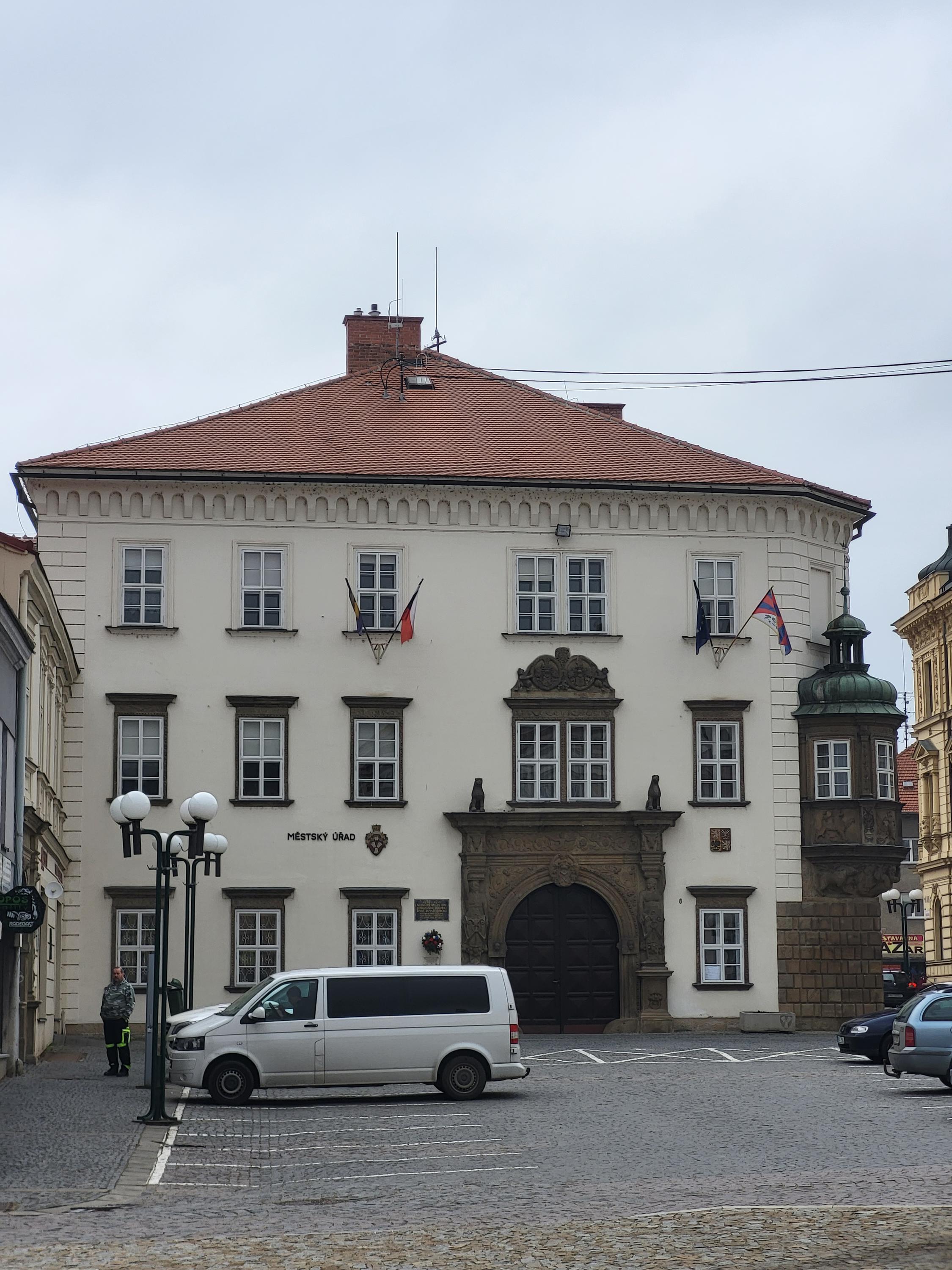 MěÚ Ivančice Obecní živnostenský úřad foto 3