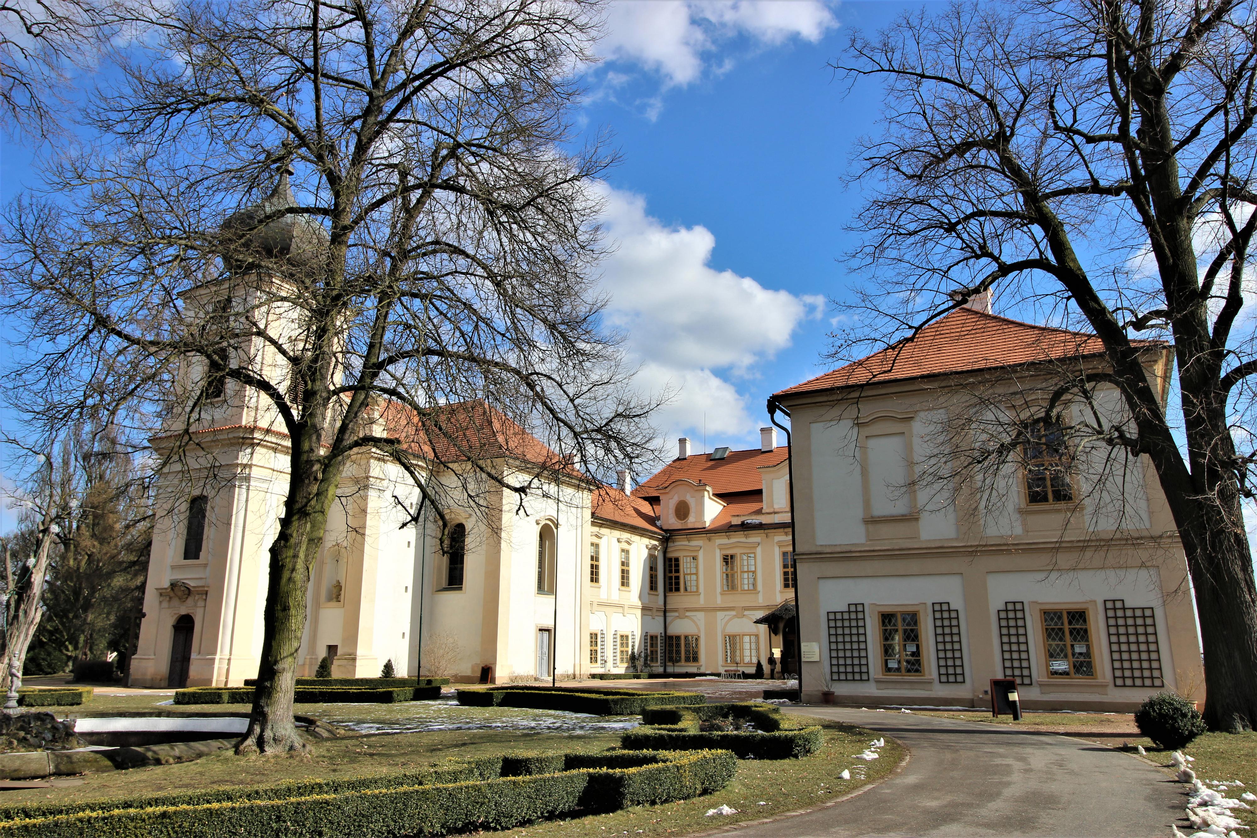 Zámek Loučeň foto 5