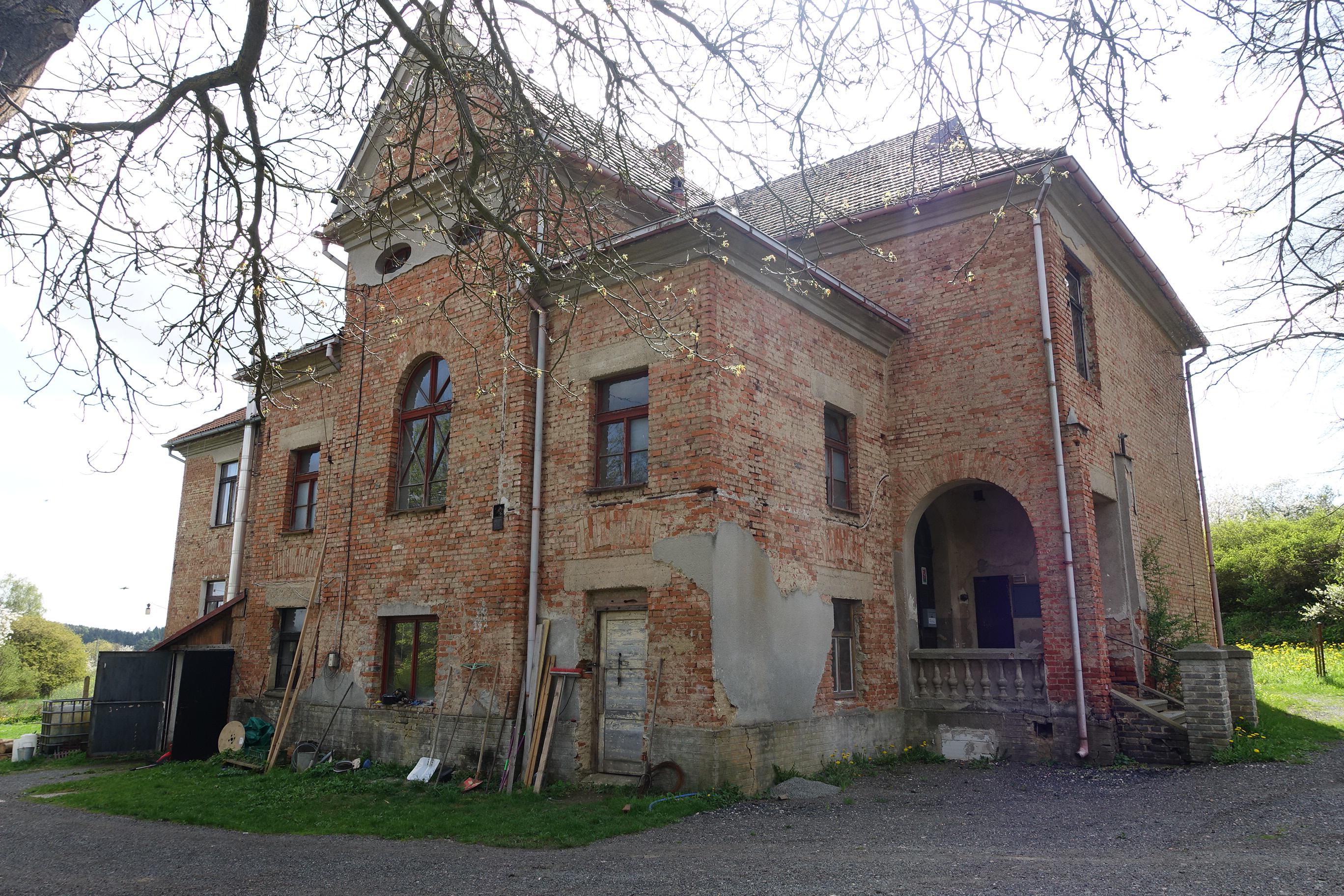 Všesulov - obecní úřad foto 6