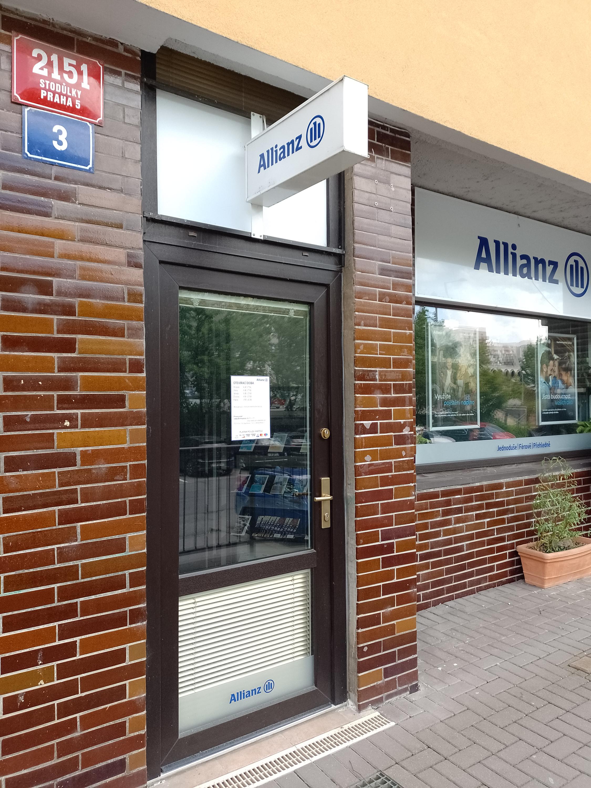 Lenka Breitkopfová - Allianz pojišťovna foto 2