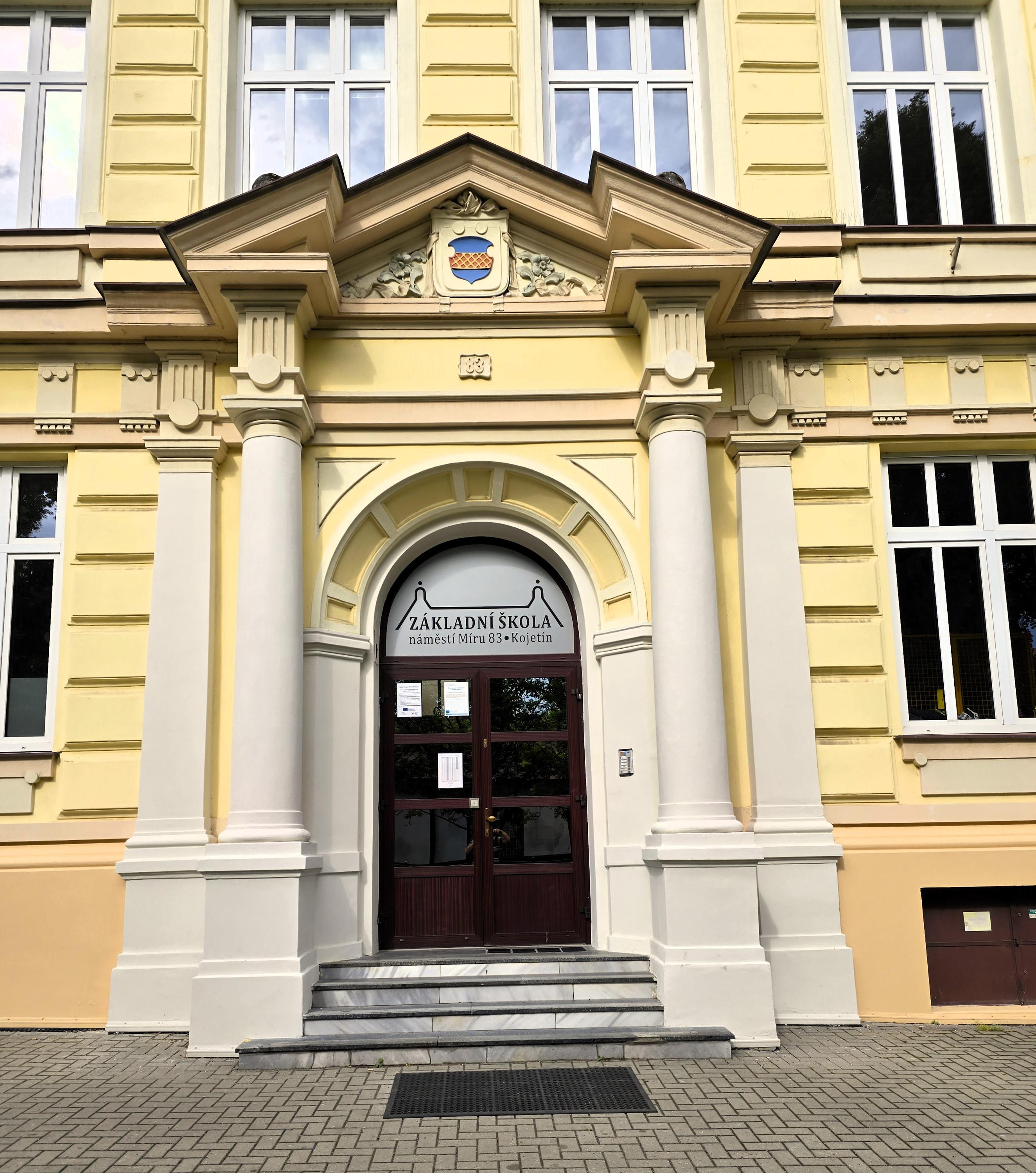 ZŠ Kojetín, náměstí Míru foto 5