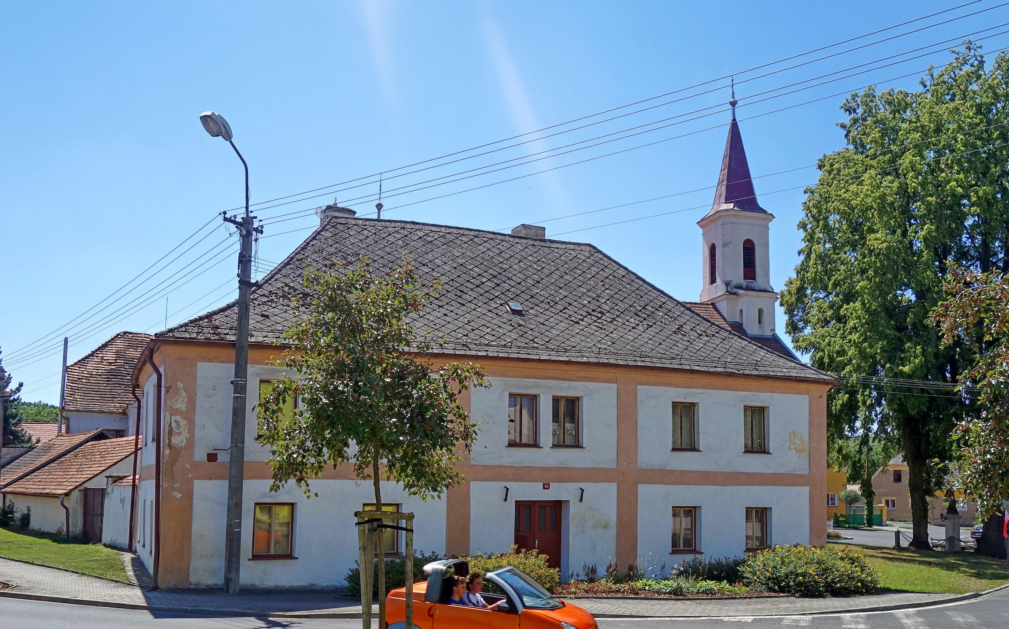 Římskokatolická farnost Koloveč