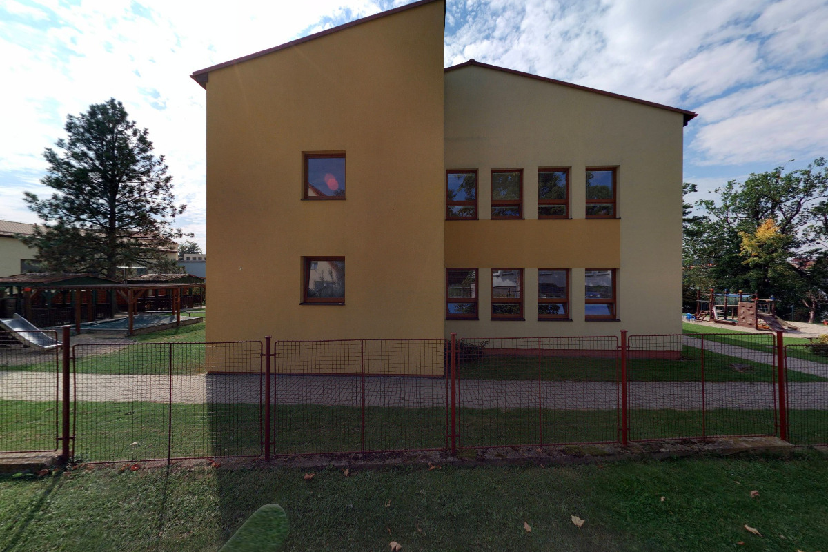 2. MŠ Jindřichův Hradec III, Jáchymova foto 2