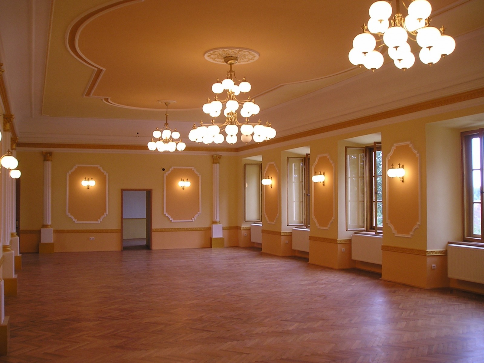 Zámek Stráž nad Nežárkou foto 4