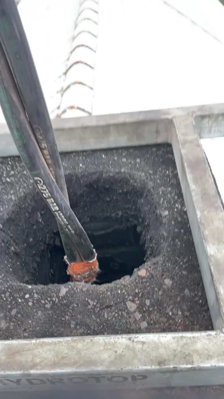 Kominictví Křinka foto 2 (náhled videa)