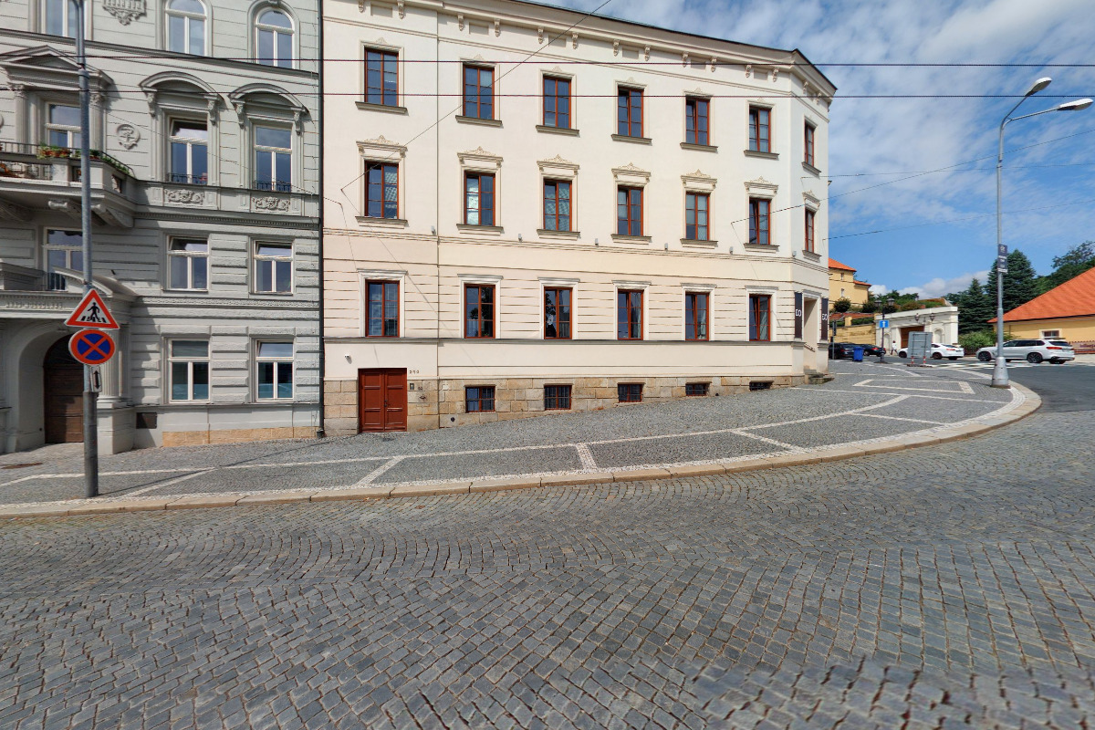 Realitní makléřka Ing. Denisa Hurtová foto 6