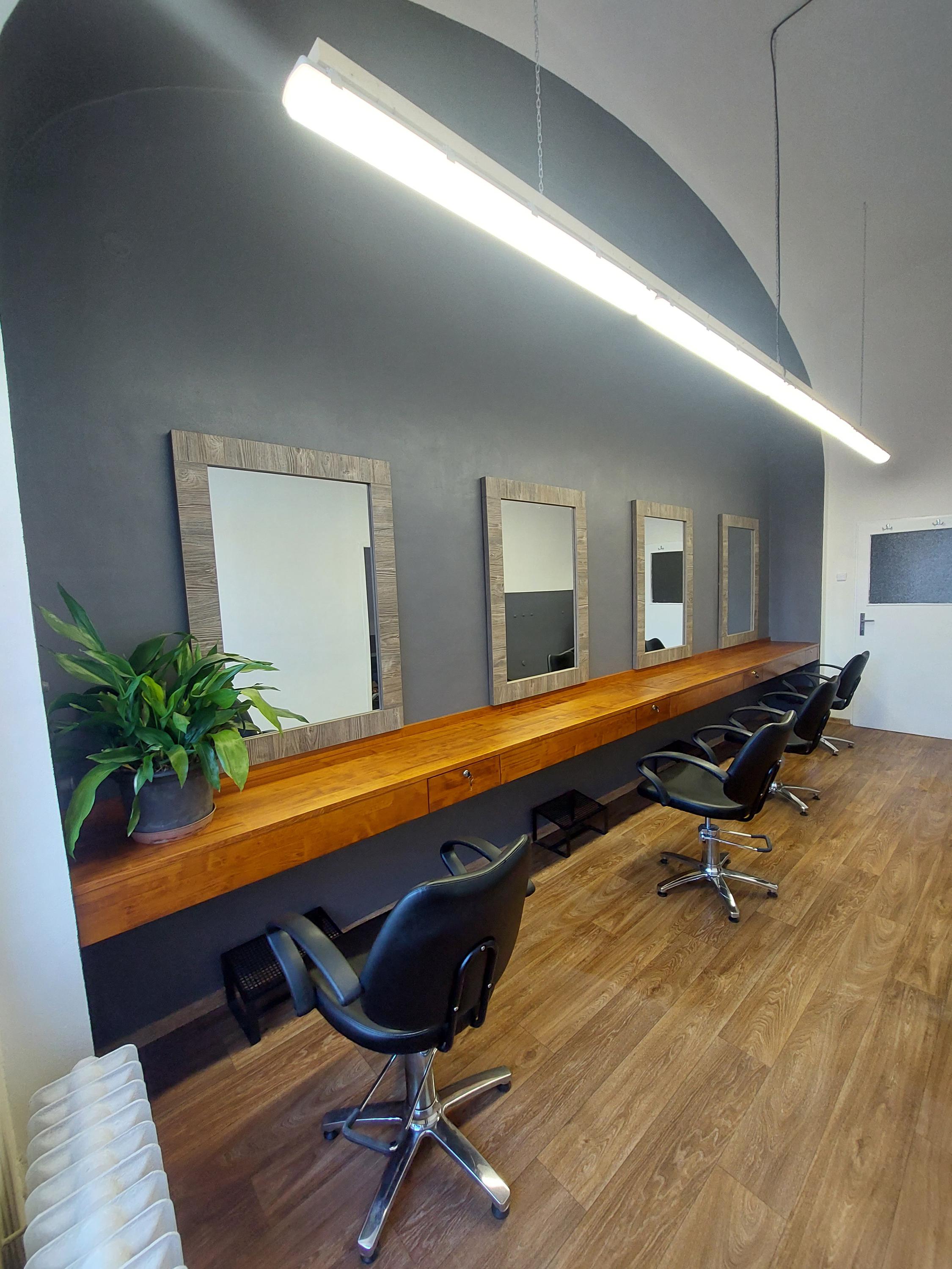 Holičství poliklinika foto 5