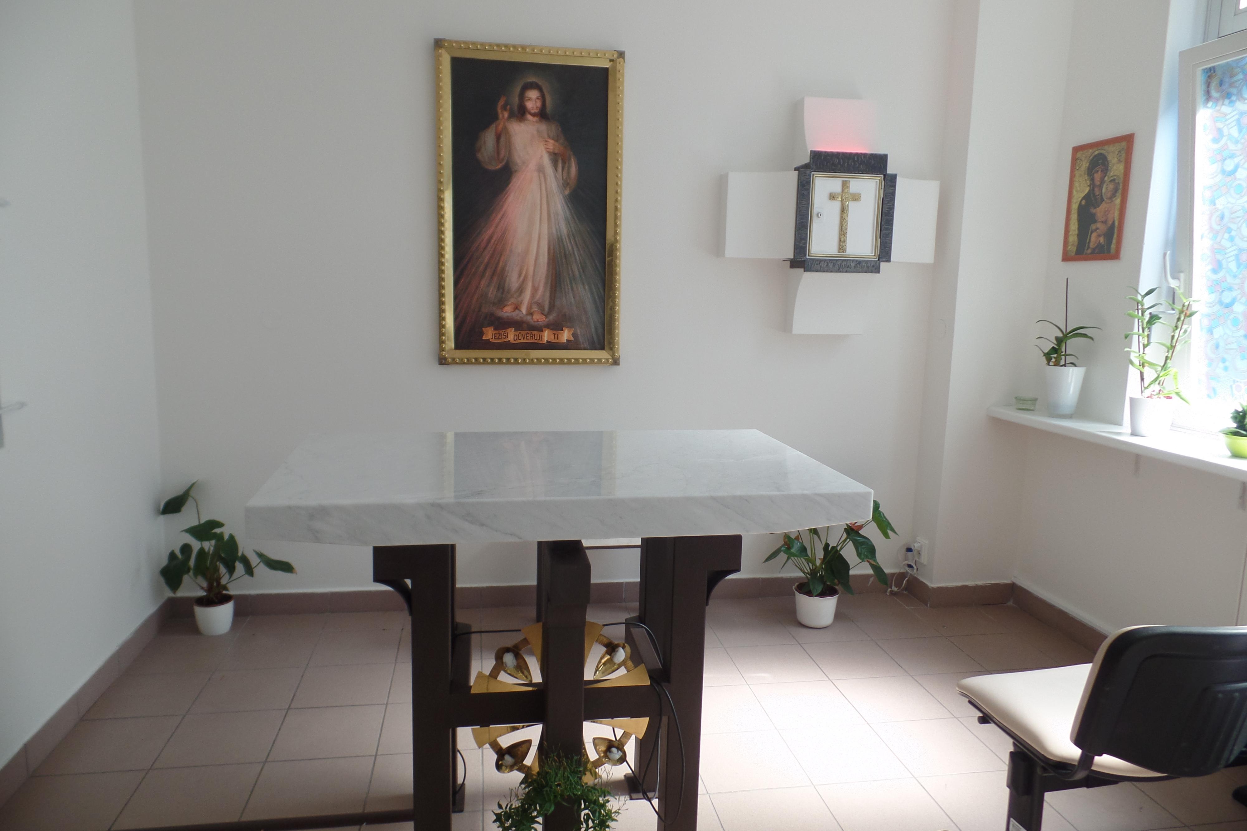 Nemocniční kaple - Fakultní nemocnice Olomouc foto 3