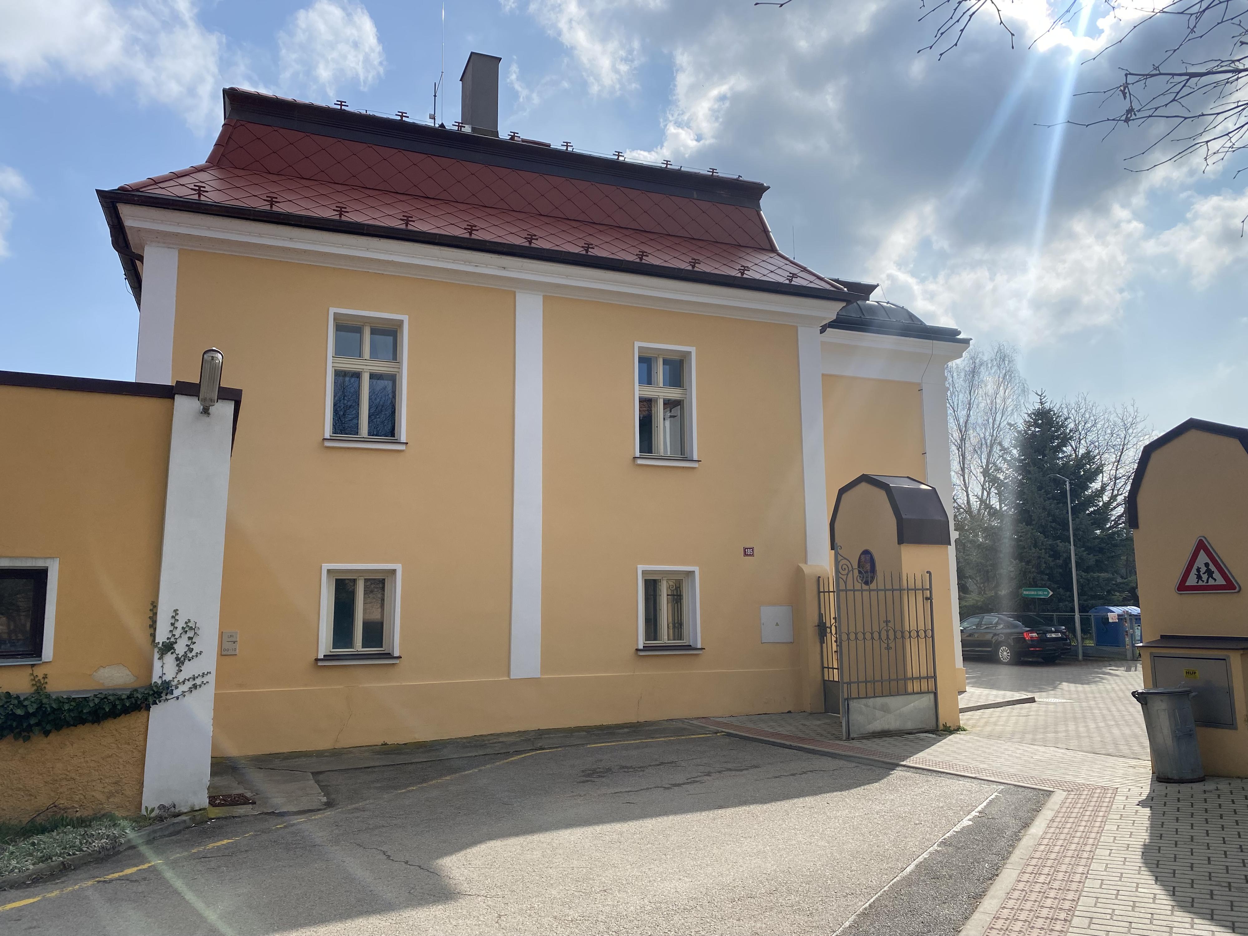 Karlštejn - úřad městyse foto 5