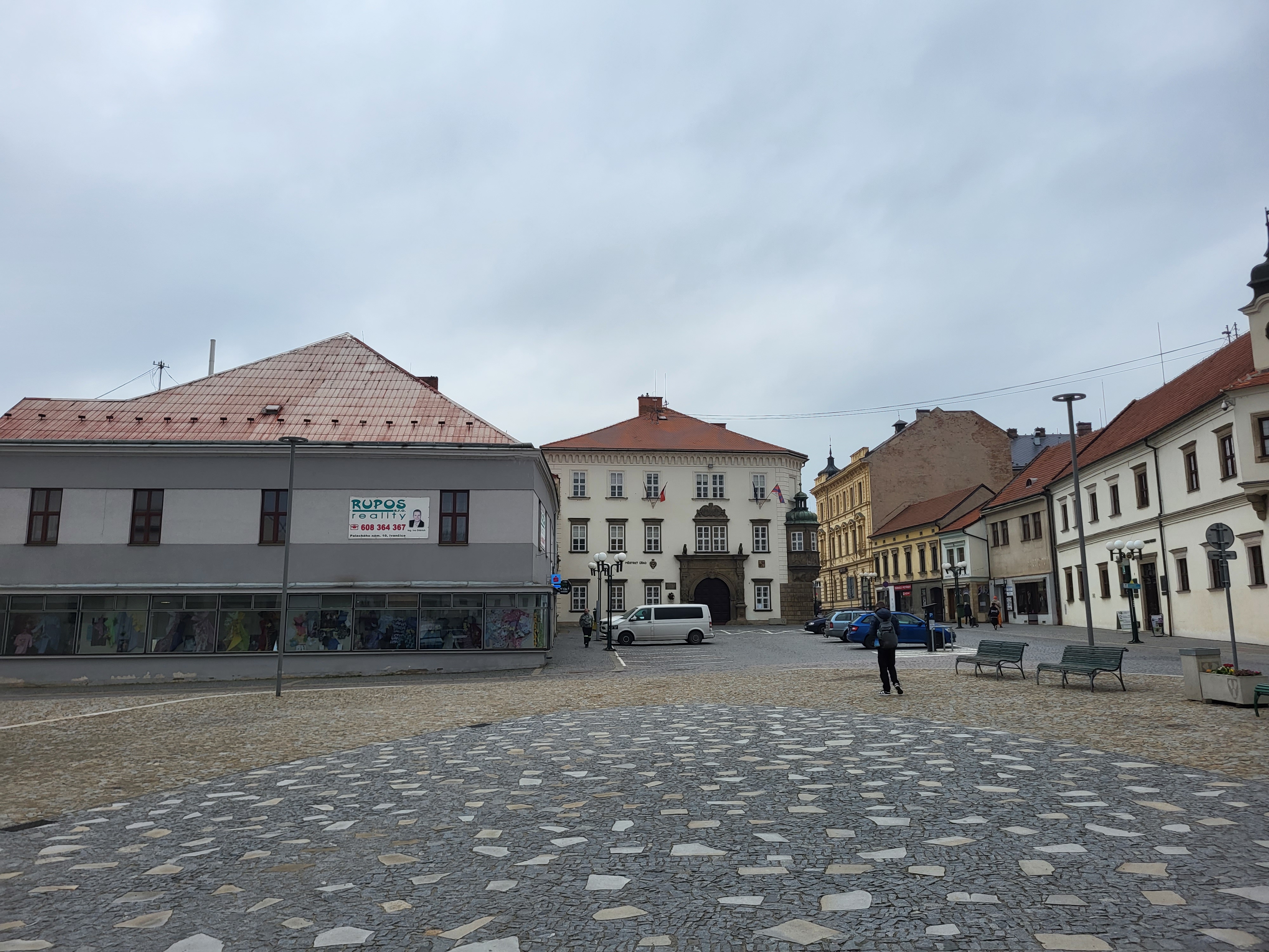 MěÚ Ivančice Obecní živnostenský úřad foto 5