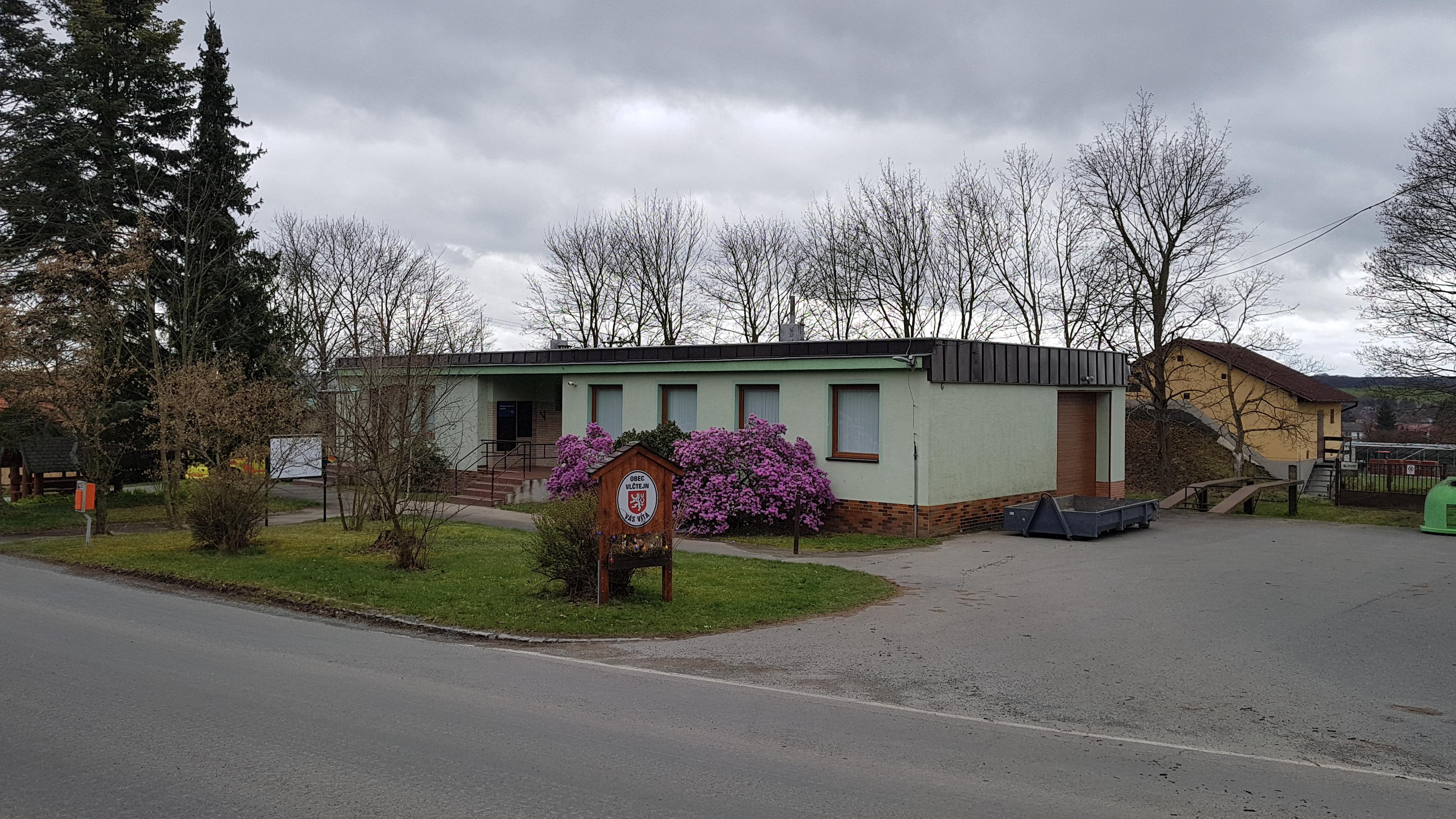 Vlčtejn - obecní úřad foto 3
