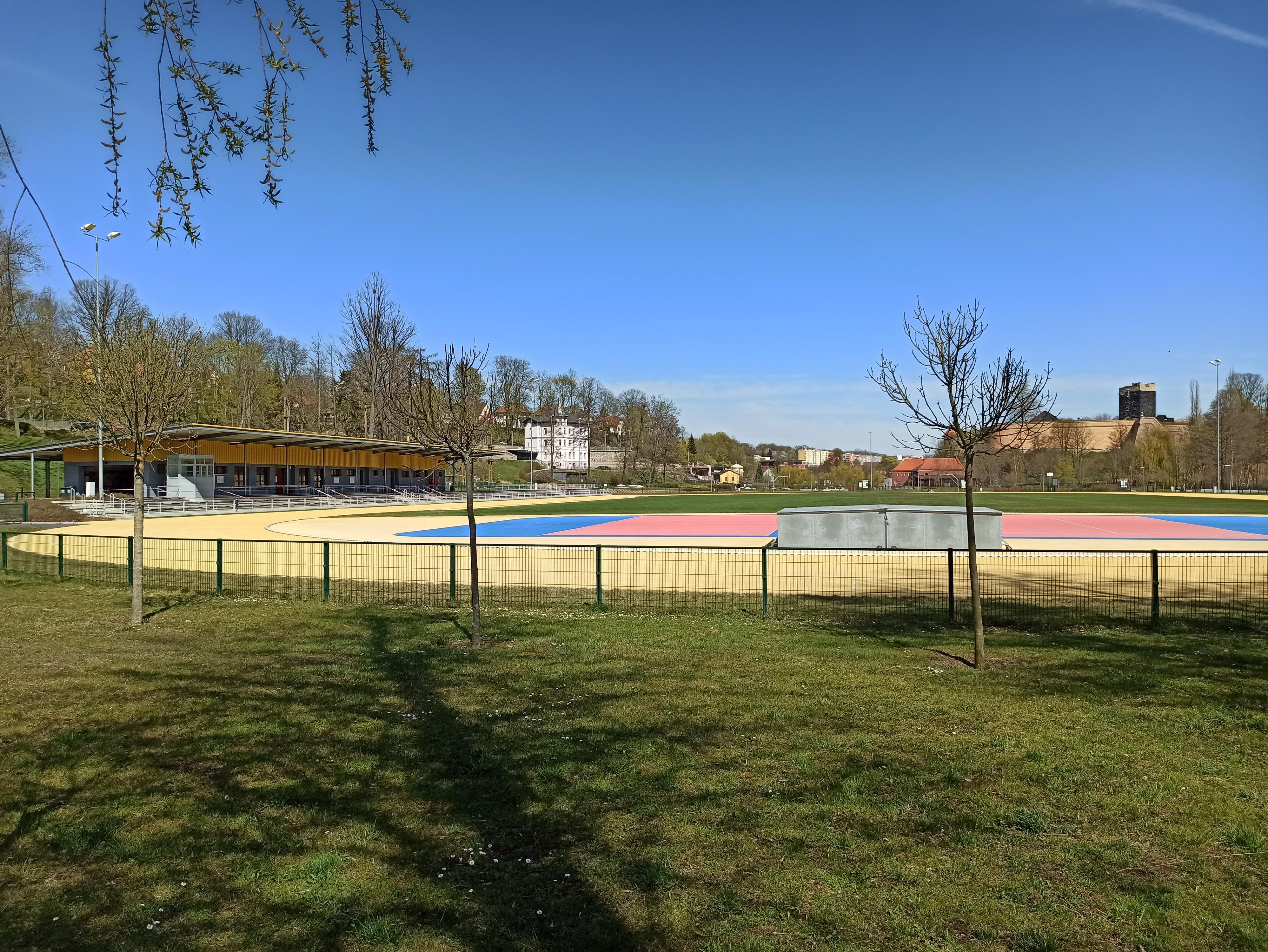 Atletický stadion Cheb foto 6