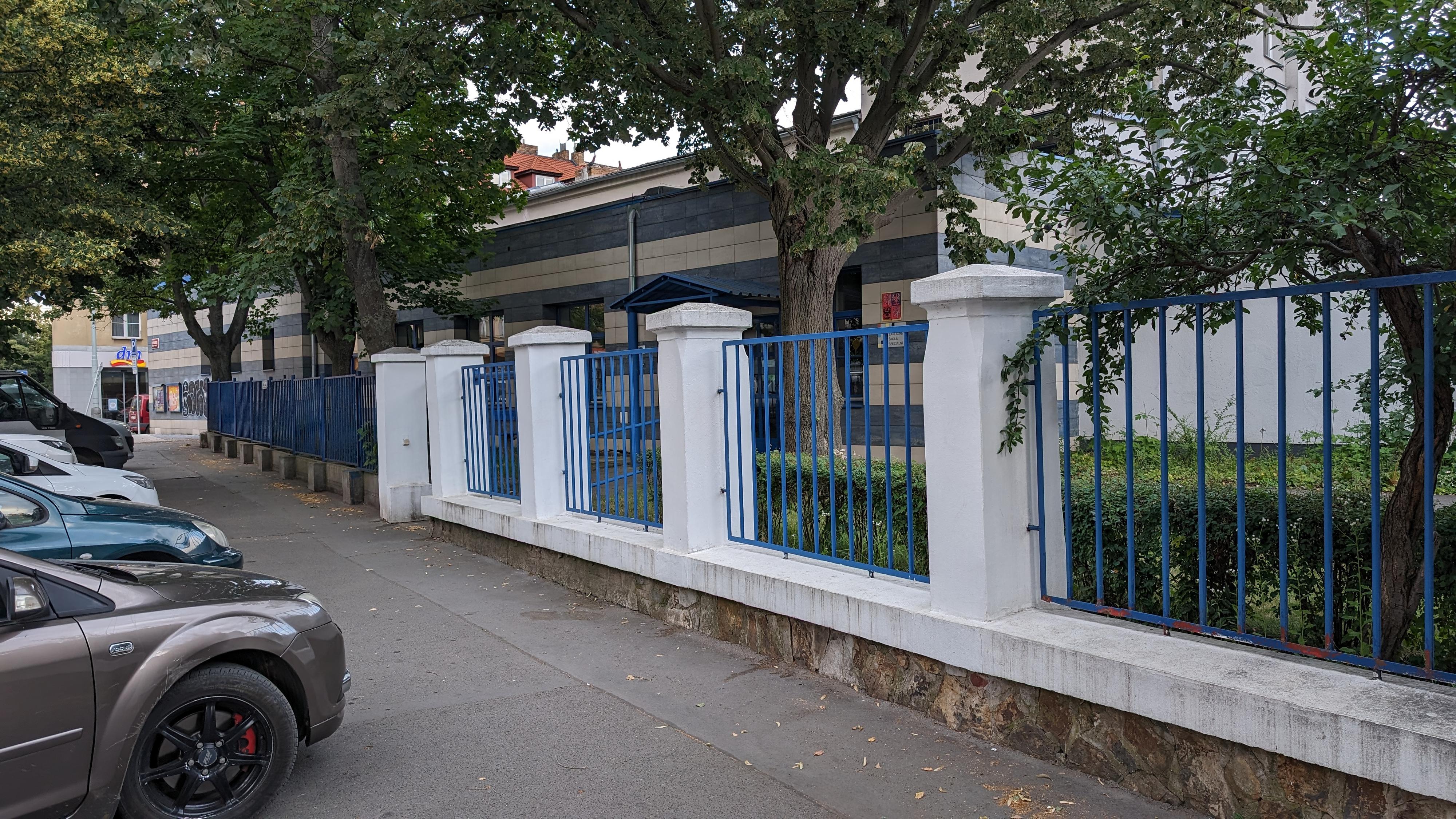 Základní škola speciální, Praha 10, Starostrašnická 45 foto 6