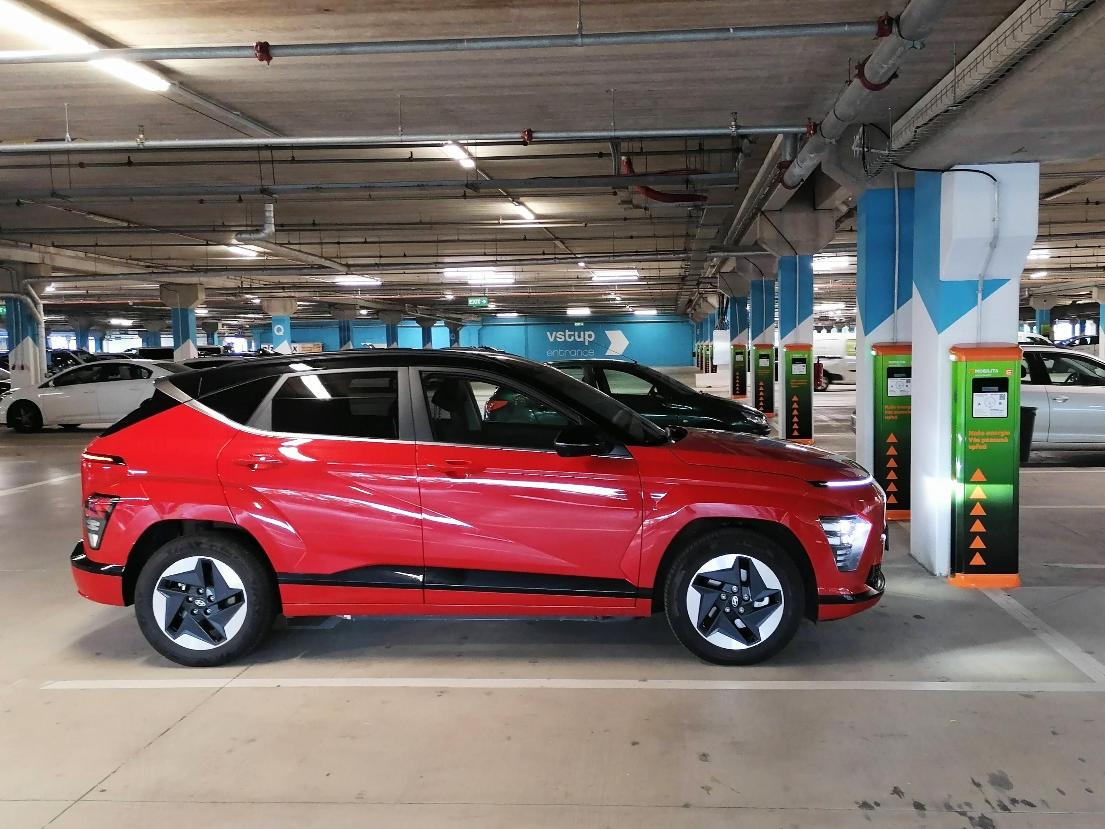 Nabíjecí stanice ČEZ