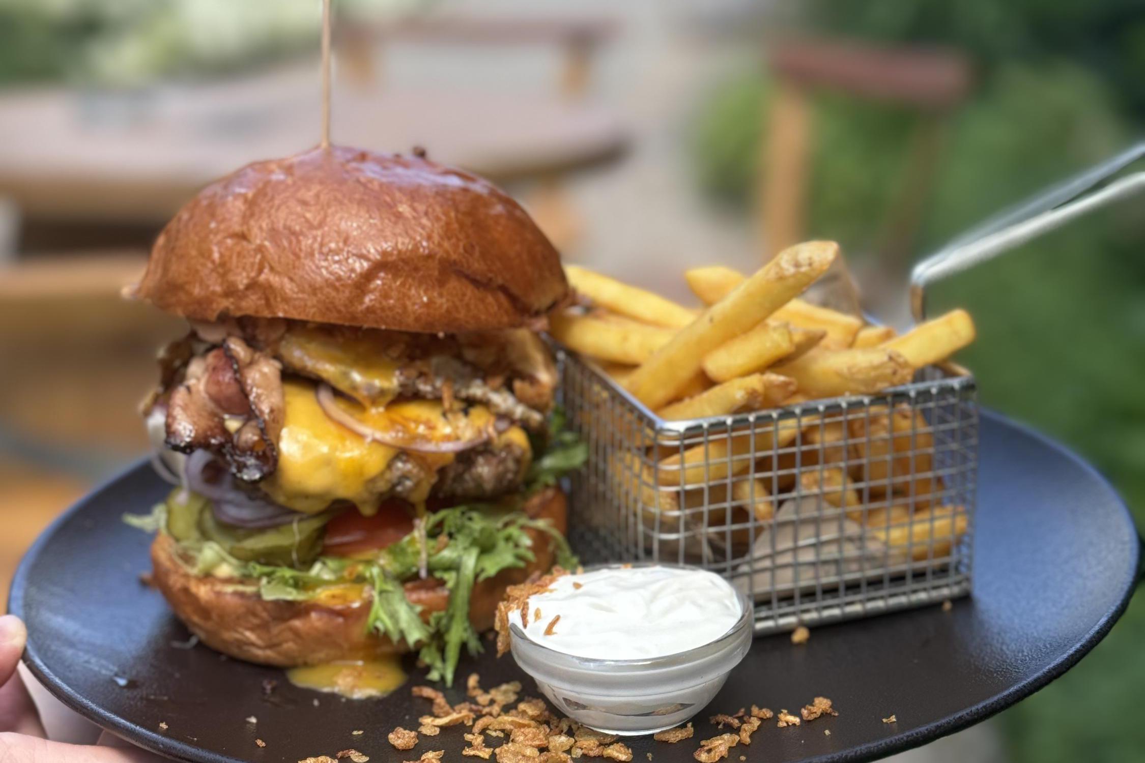 NO.20 Komenského restaurace