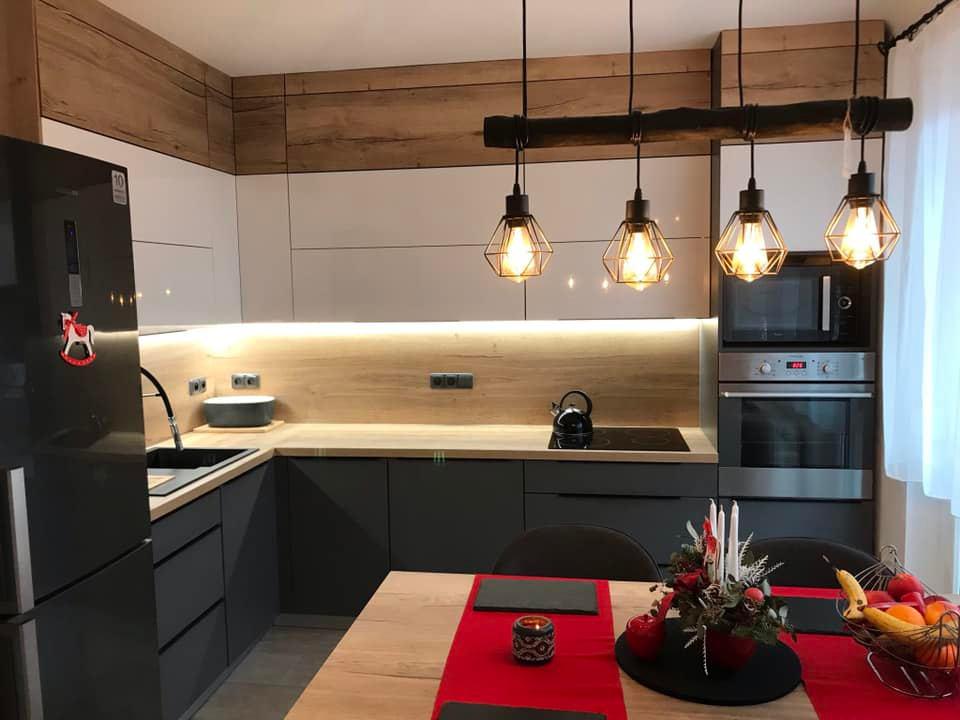 Škvrna - nábytek a kuchyně foto 6