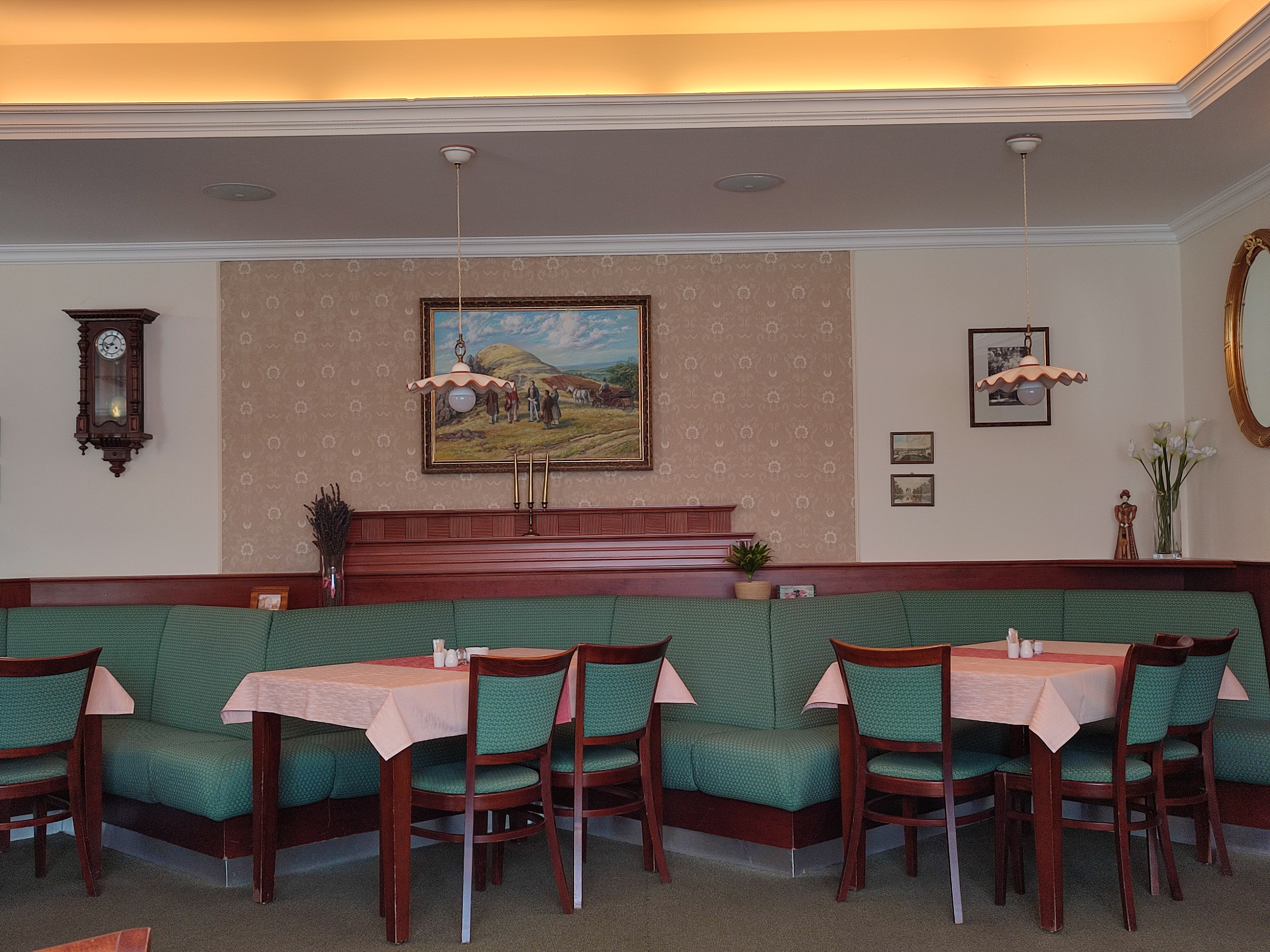 Restaurace Komorní hůrka foto 3