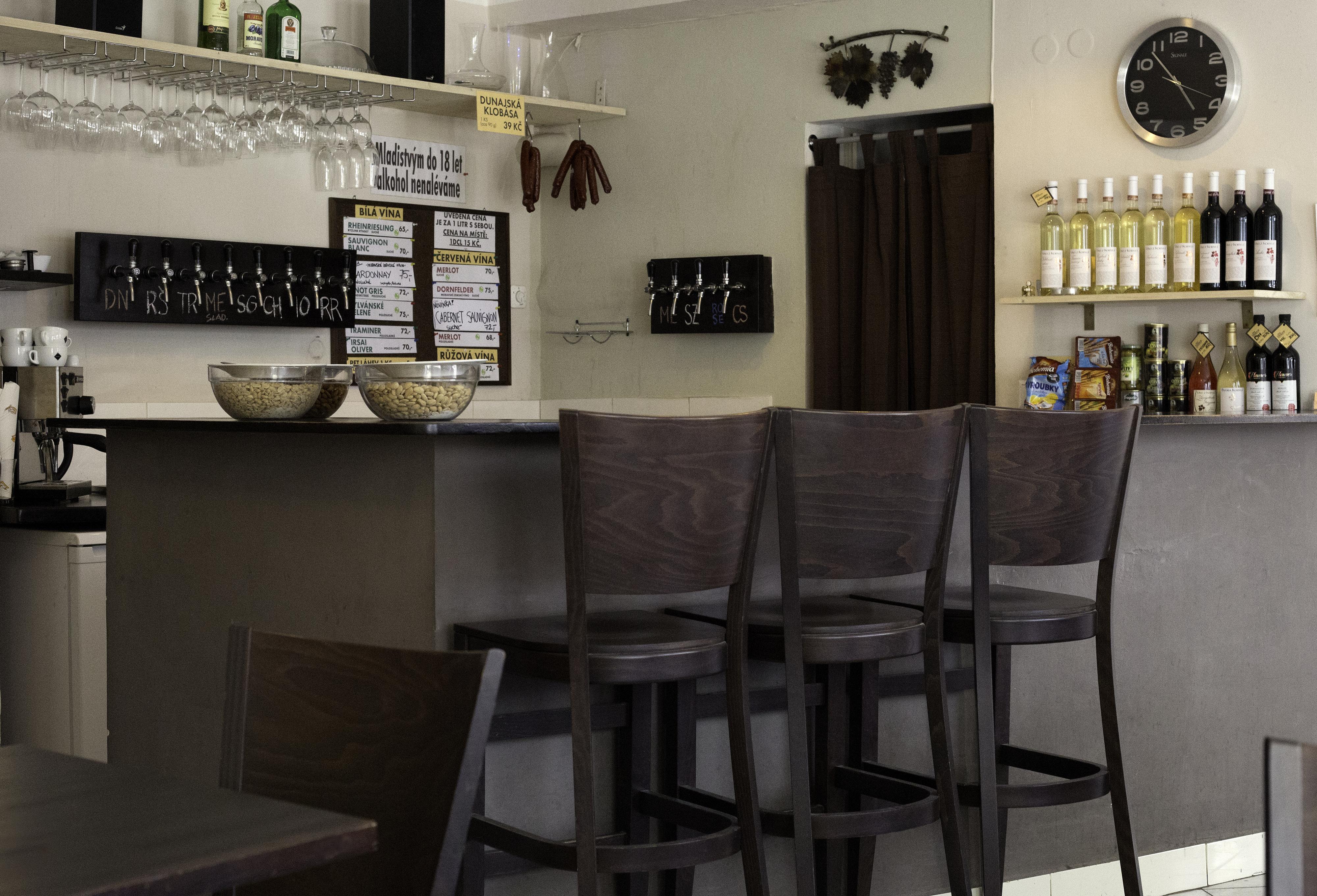 Na Stopce - vinný bar/vinotéka foto 2