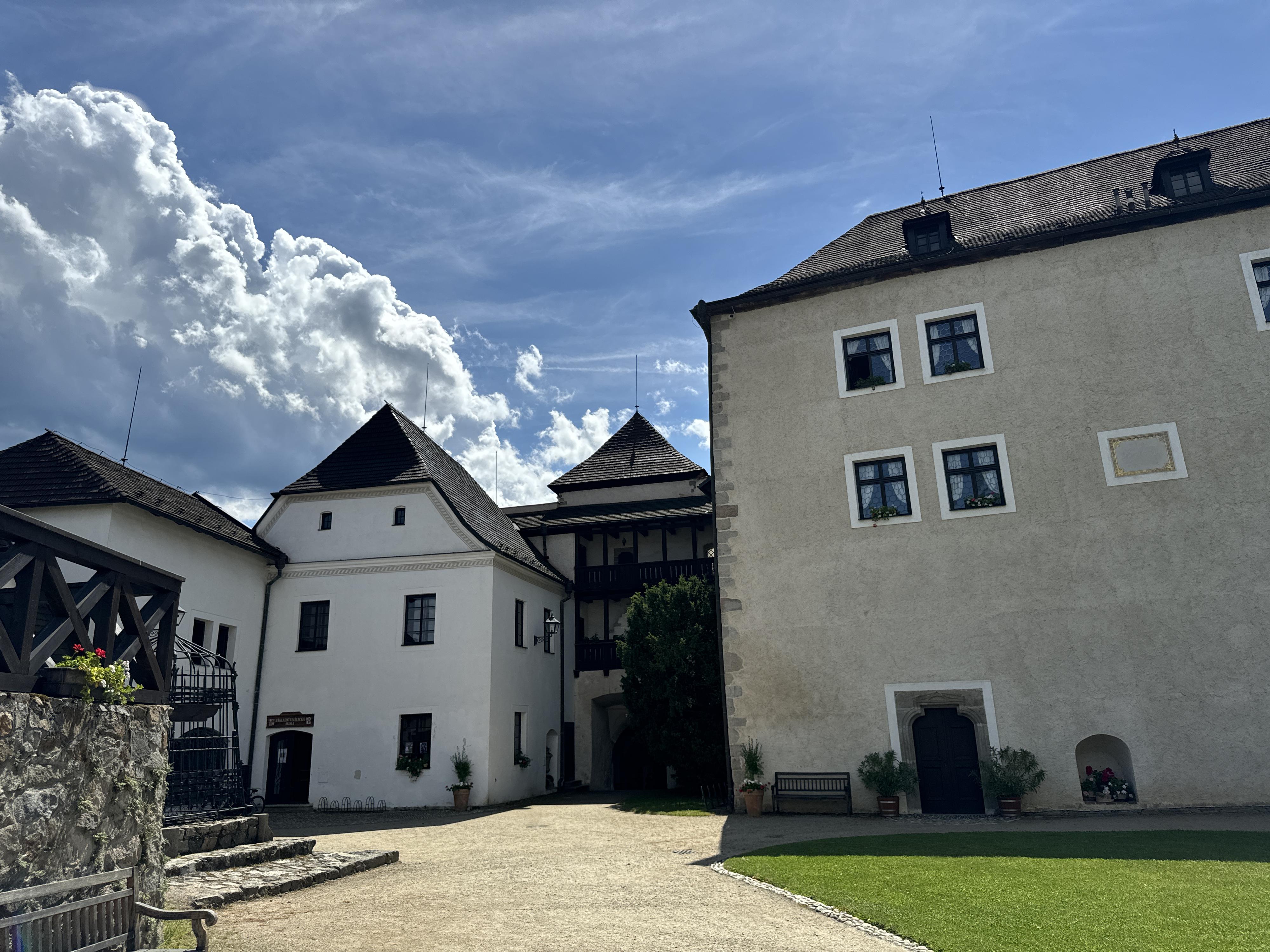 ZUŠ F. Pišingera, Nové Hrady foto 3