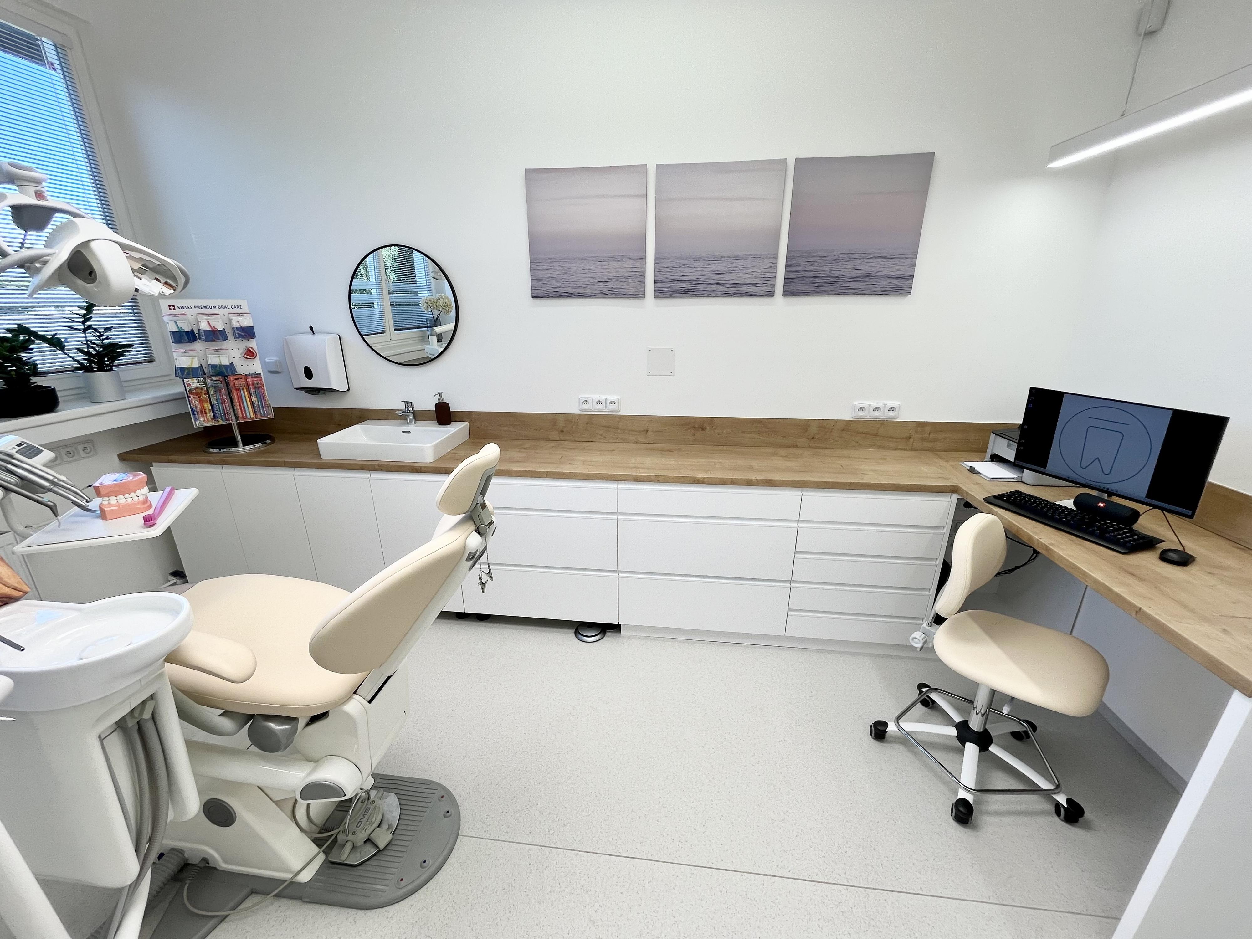 Zubní ordinace a dentální hygiena NapaDent foto 3