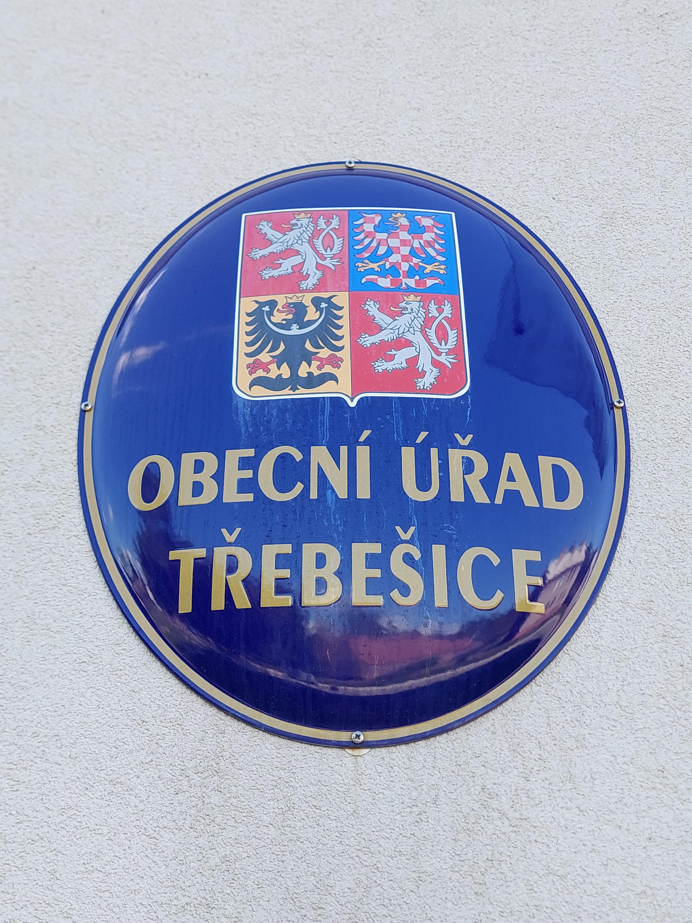 Třebešice - obecní úřad foto 3