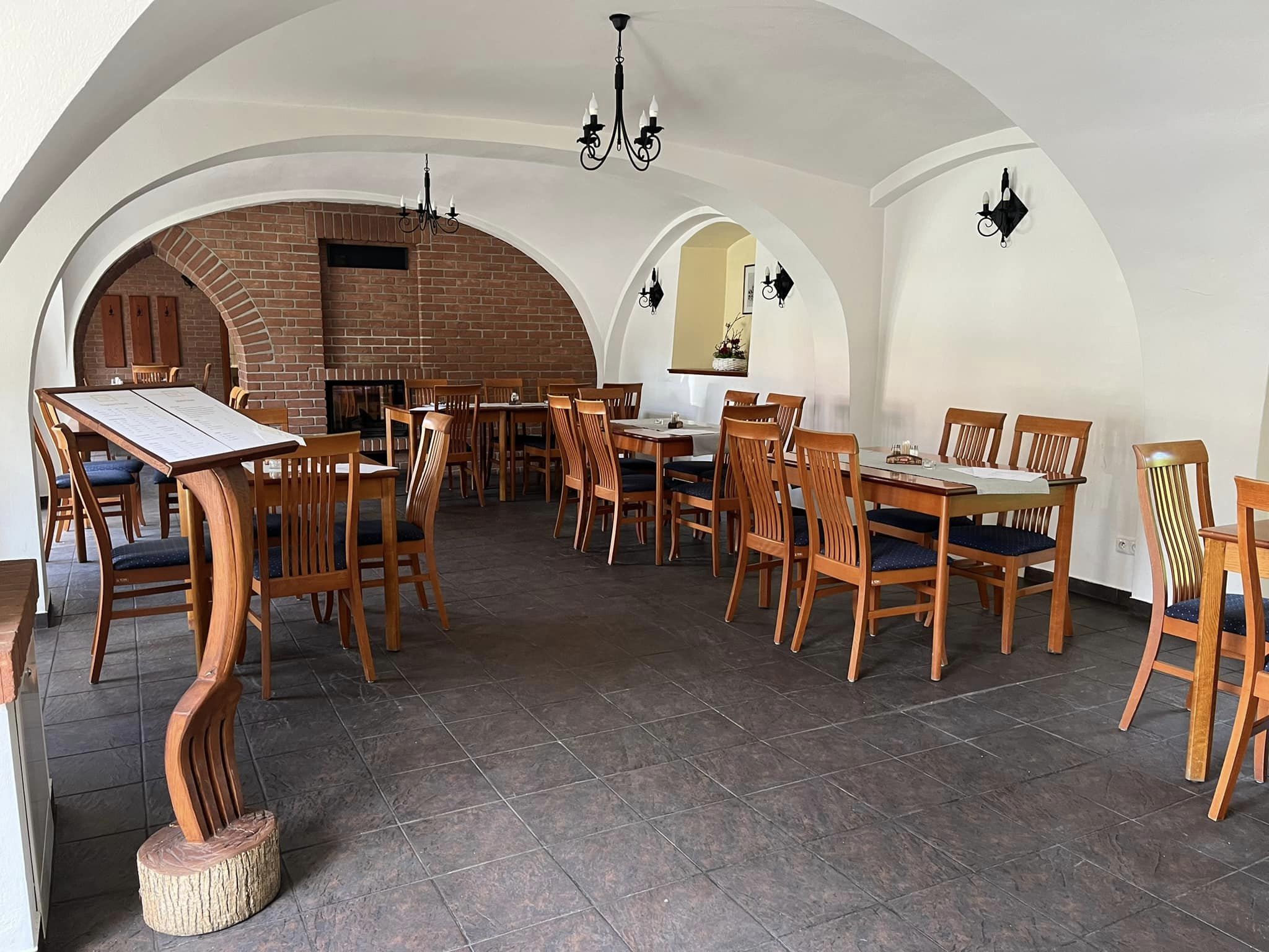 Restaurace u zámku foto 2