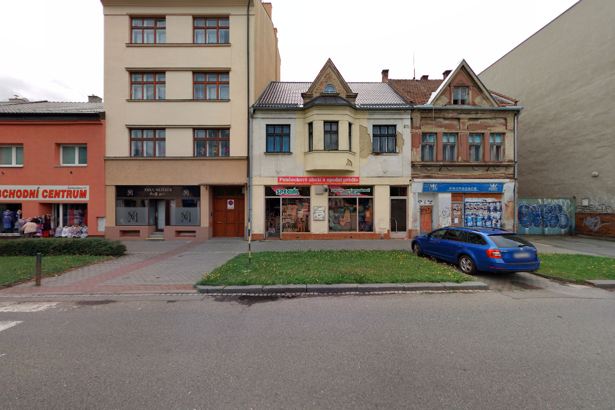 Punčochové zboží a spodní prádlo - Lucie Pospíšilová foto 4