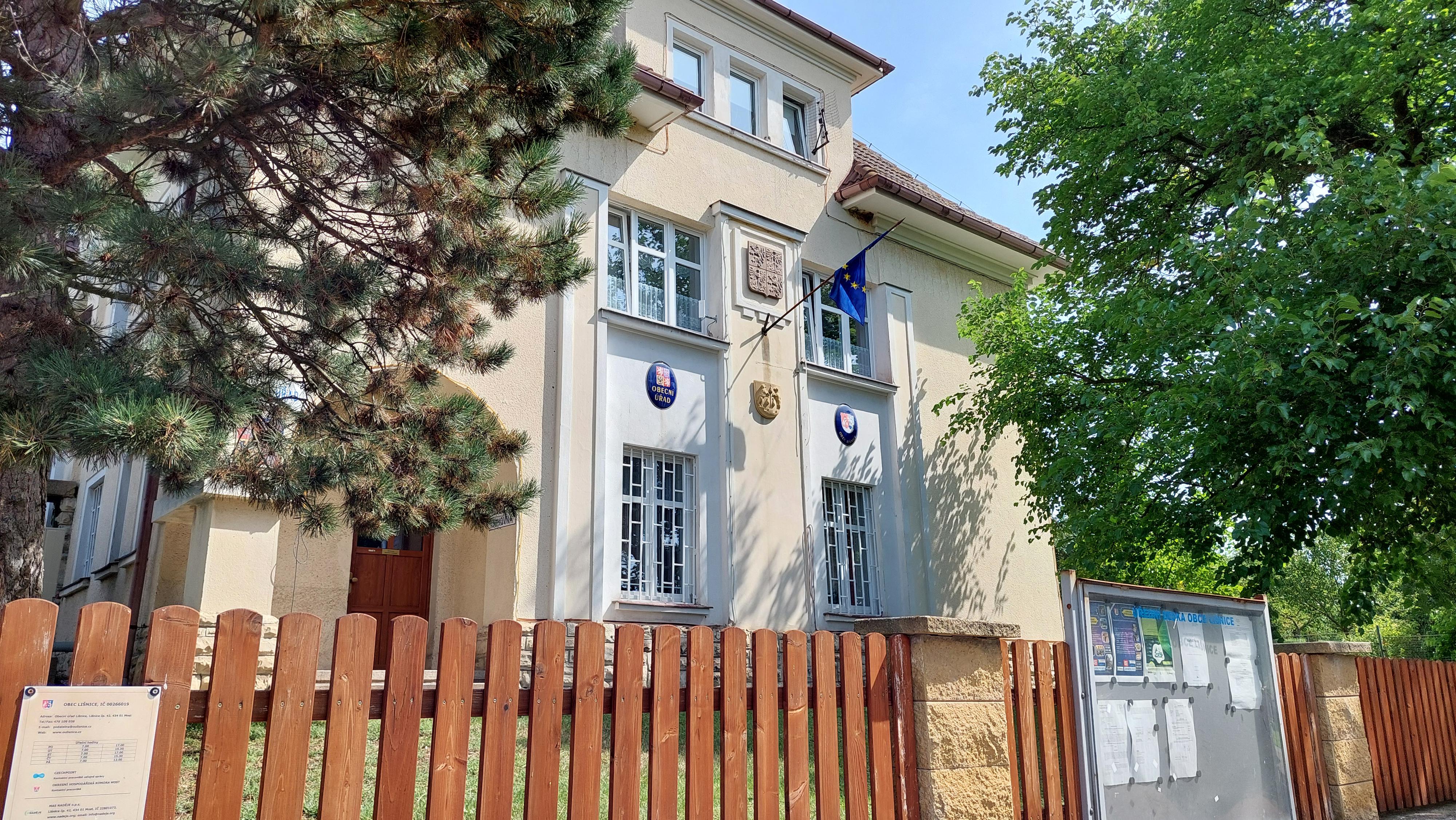Lišnice - obecní úřad foto 2