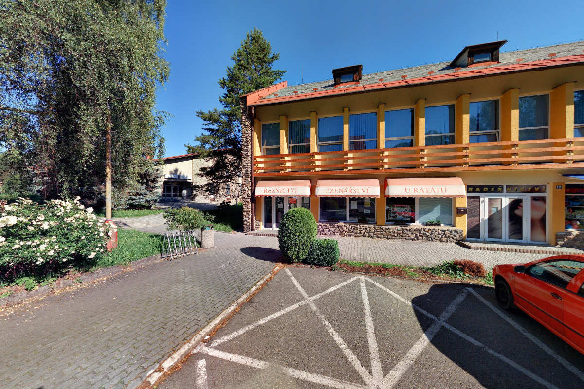 Prodej uzenin - Marcela Ratajová