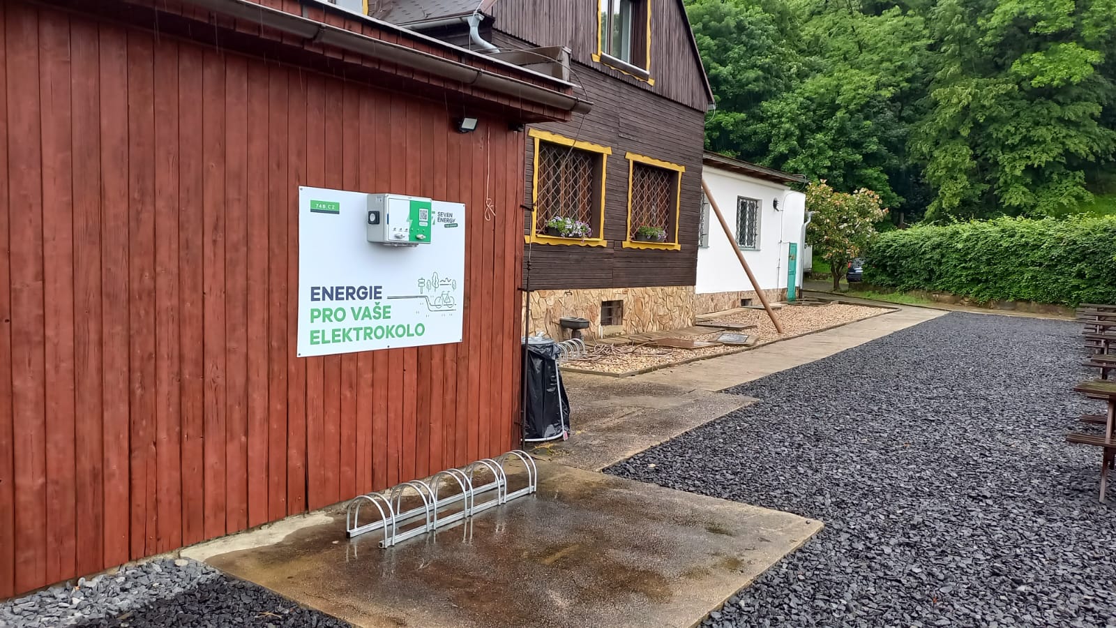 Nabíjecí stanice Obří sud Lázně Libverda