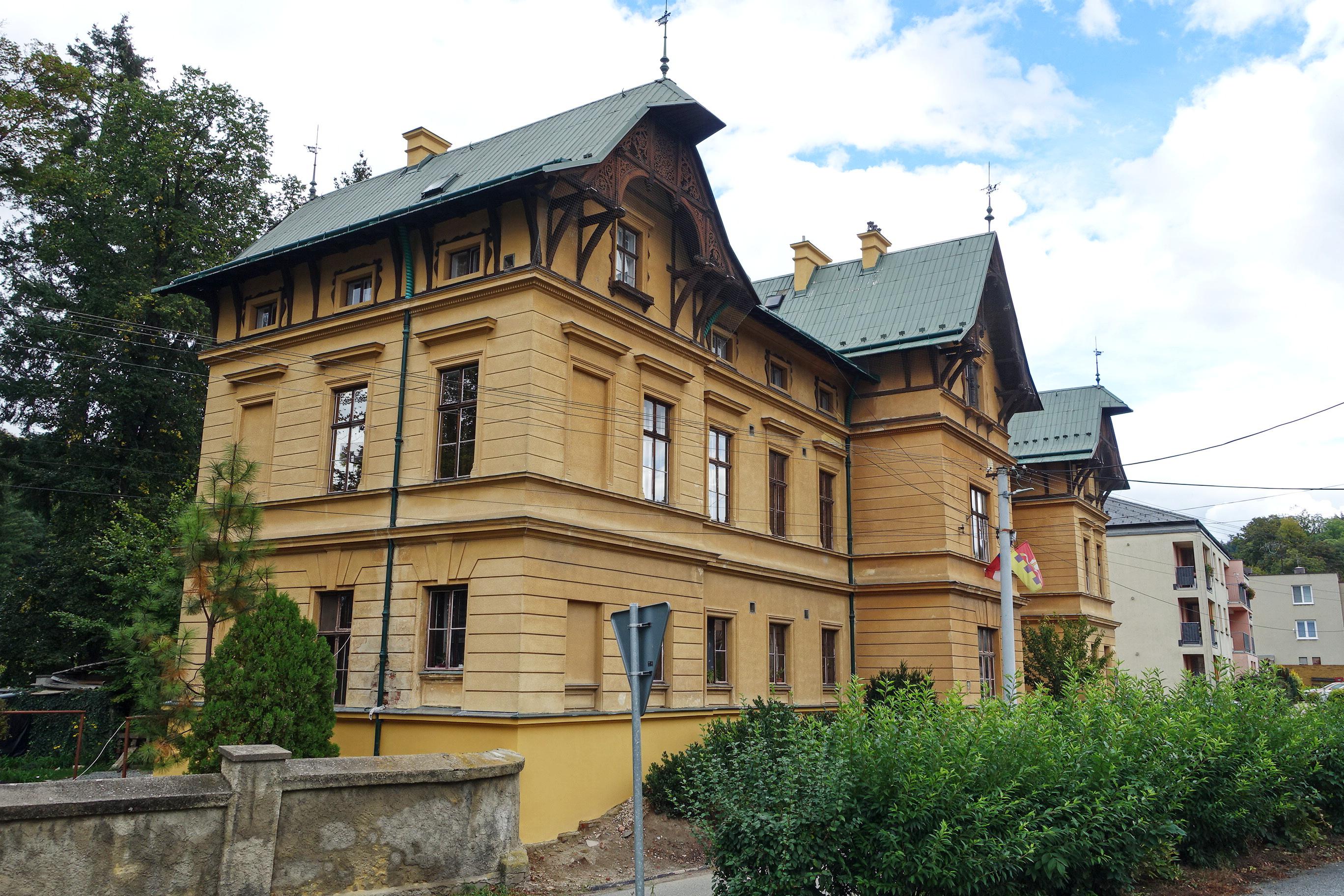 Šebetov - obecní úřad foto 2