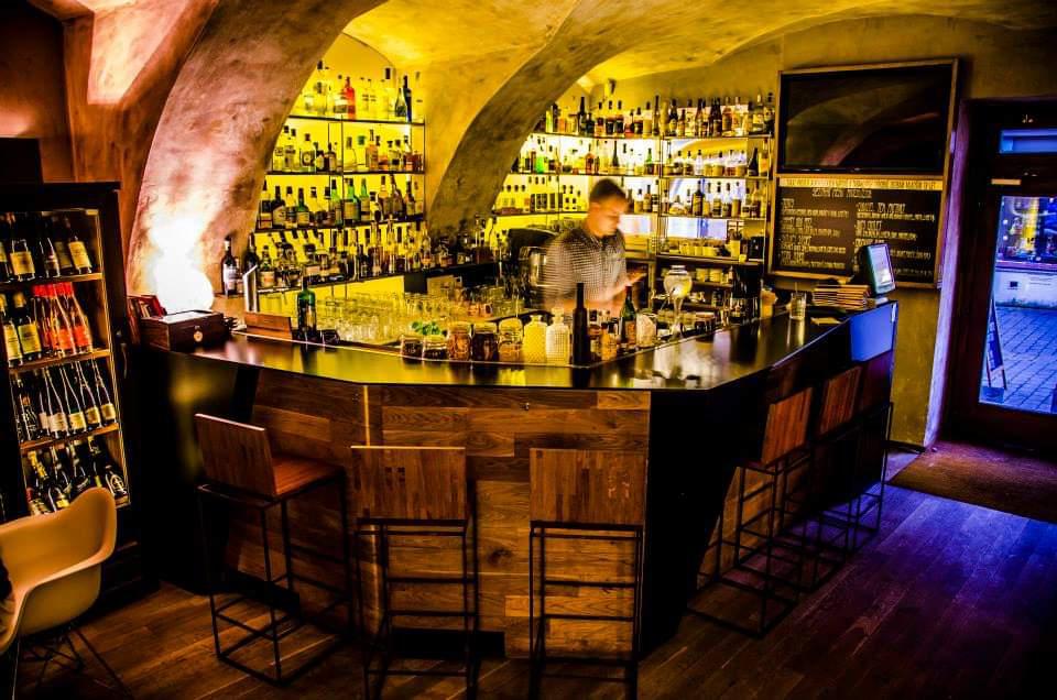 Academy – cafe&coctail bar foto 4