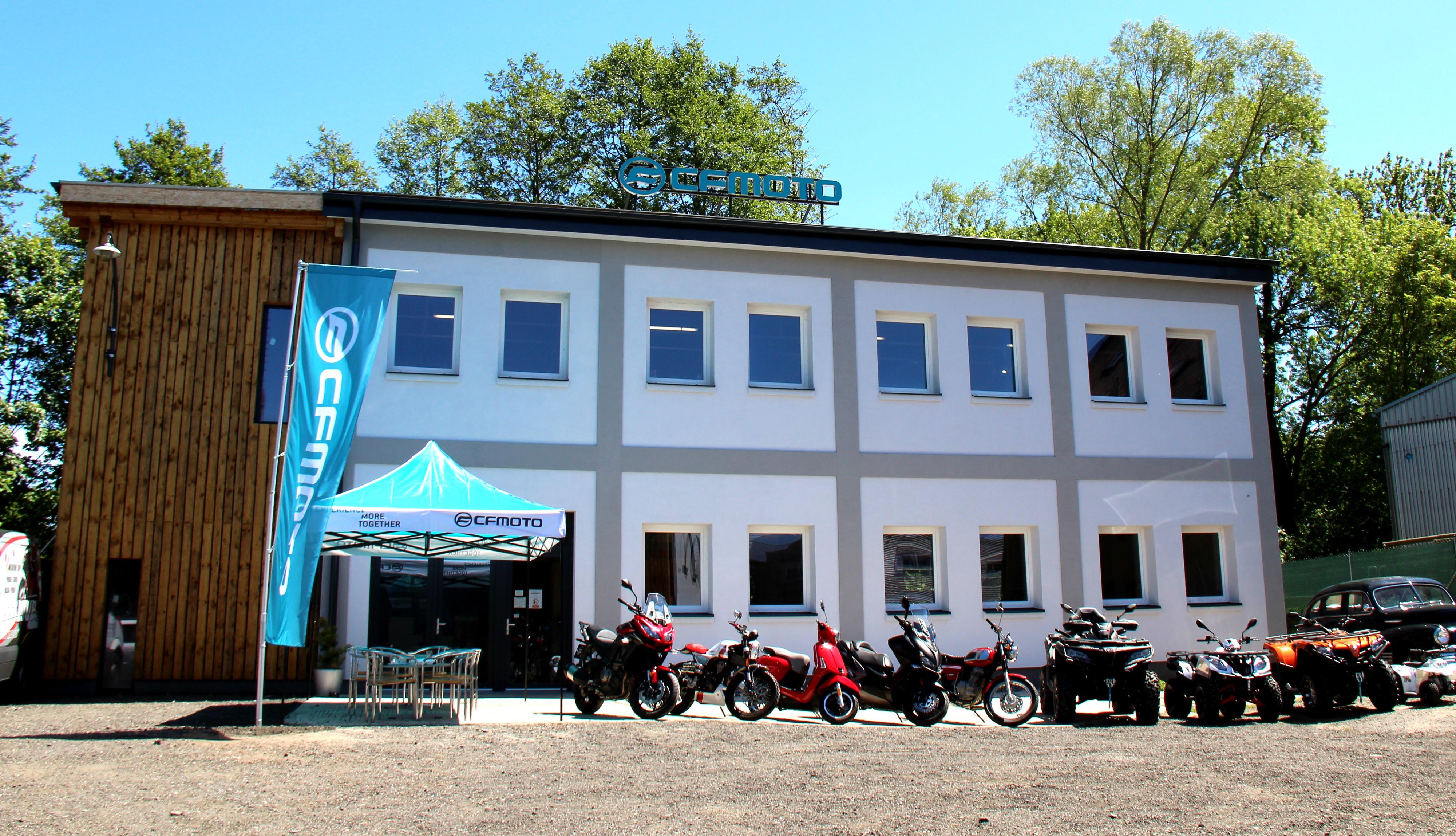 WARMUP - Motocentrum