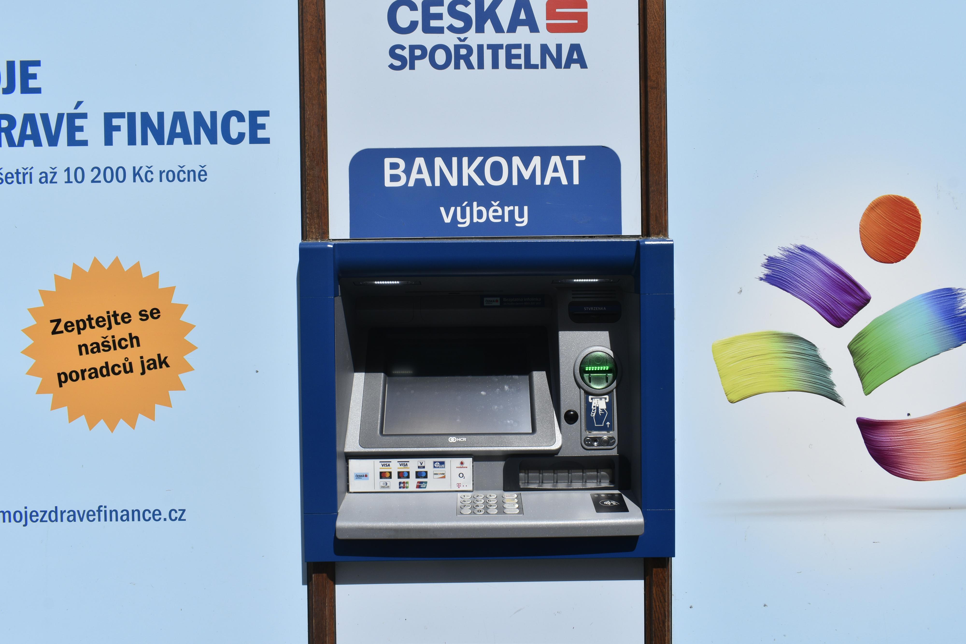 Bankomat České spořitelny foto 2
