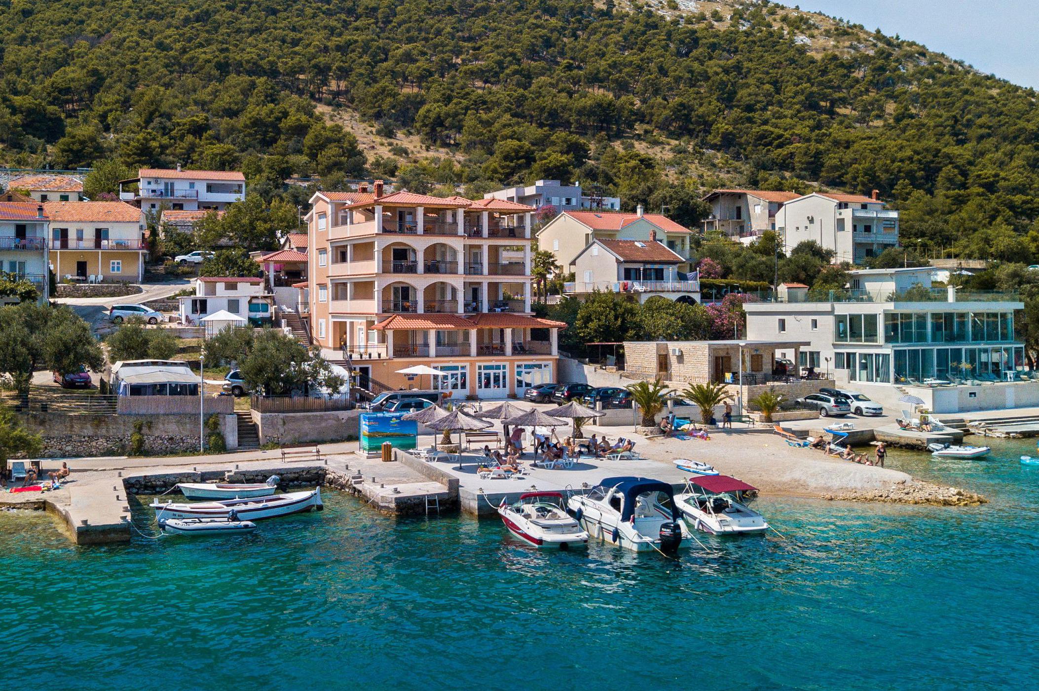 Agency InterCroatia, s.r.o.