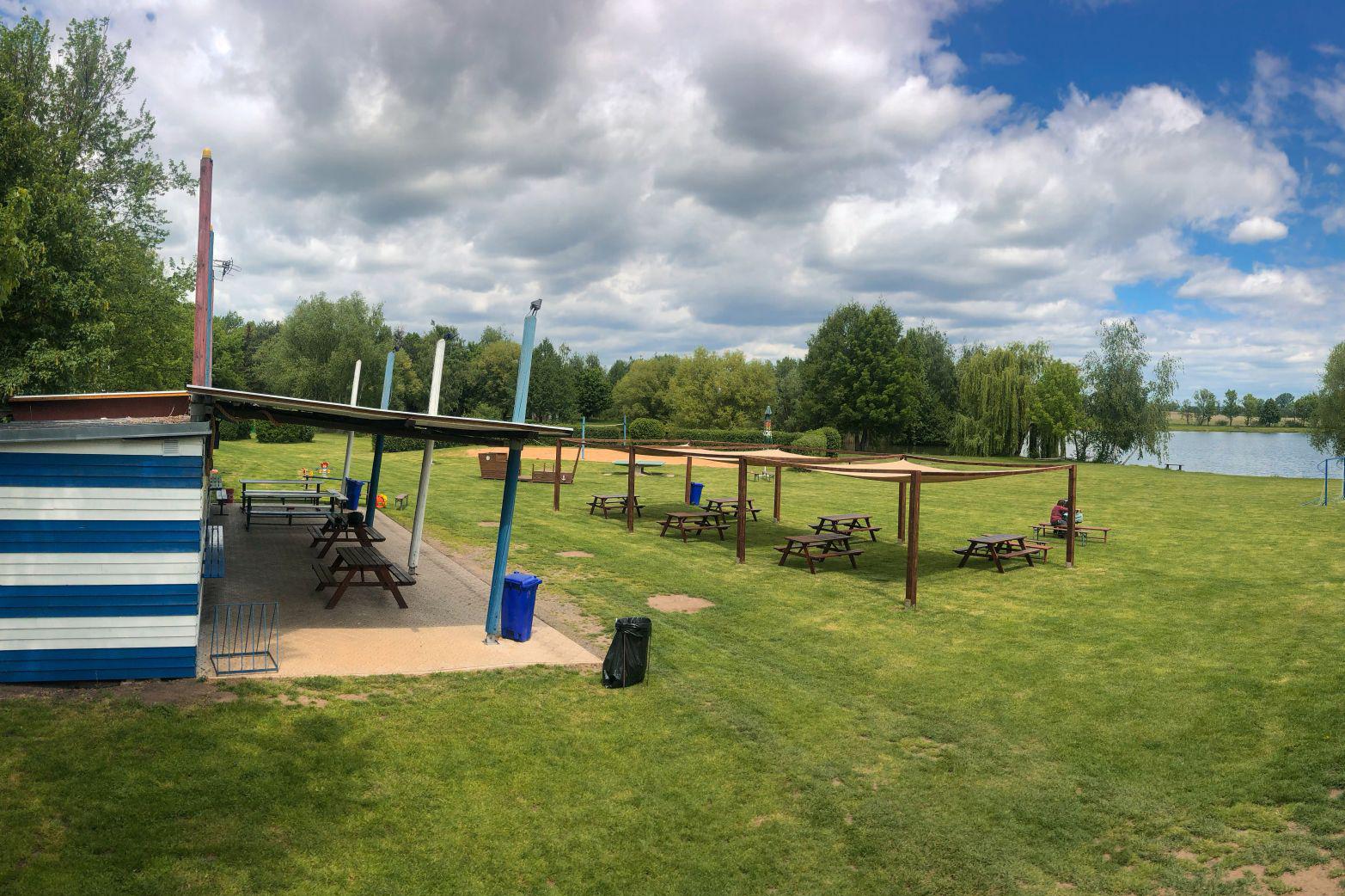 Rekreační areál Duhové jezero